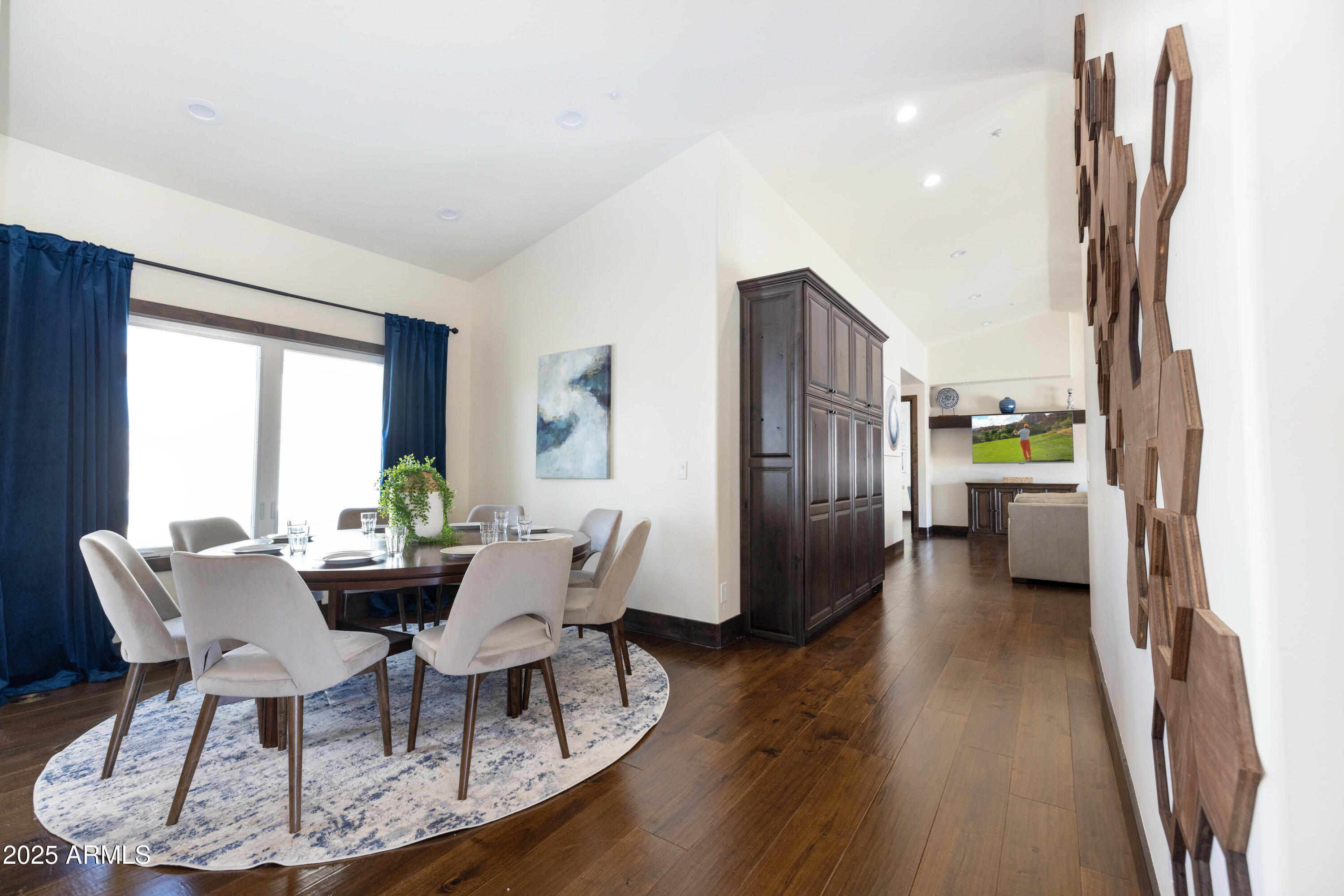 PARADISE HEIGHTS - Residential