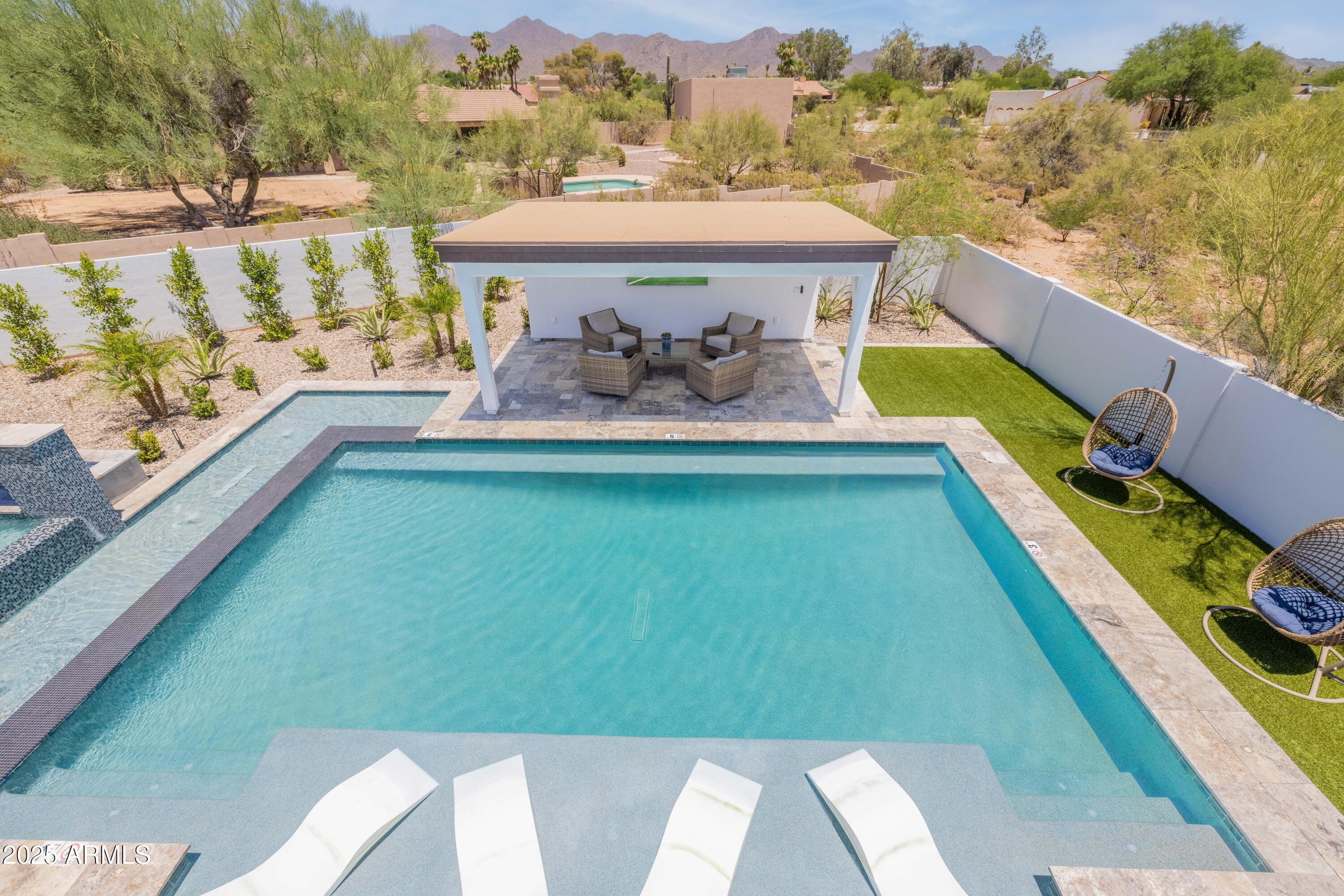 PARADISE HEIGHTS - Residential