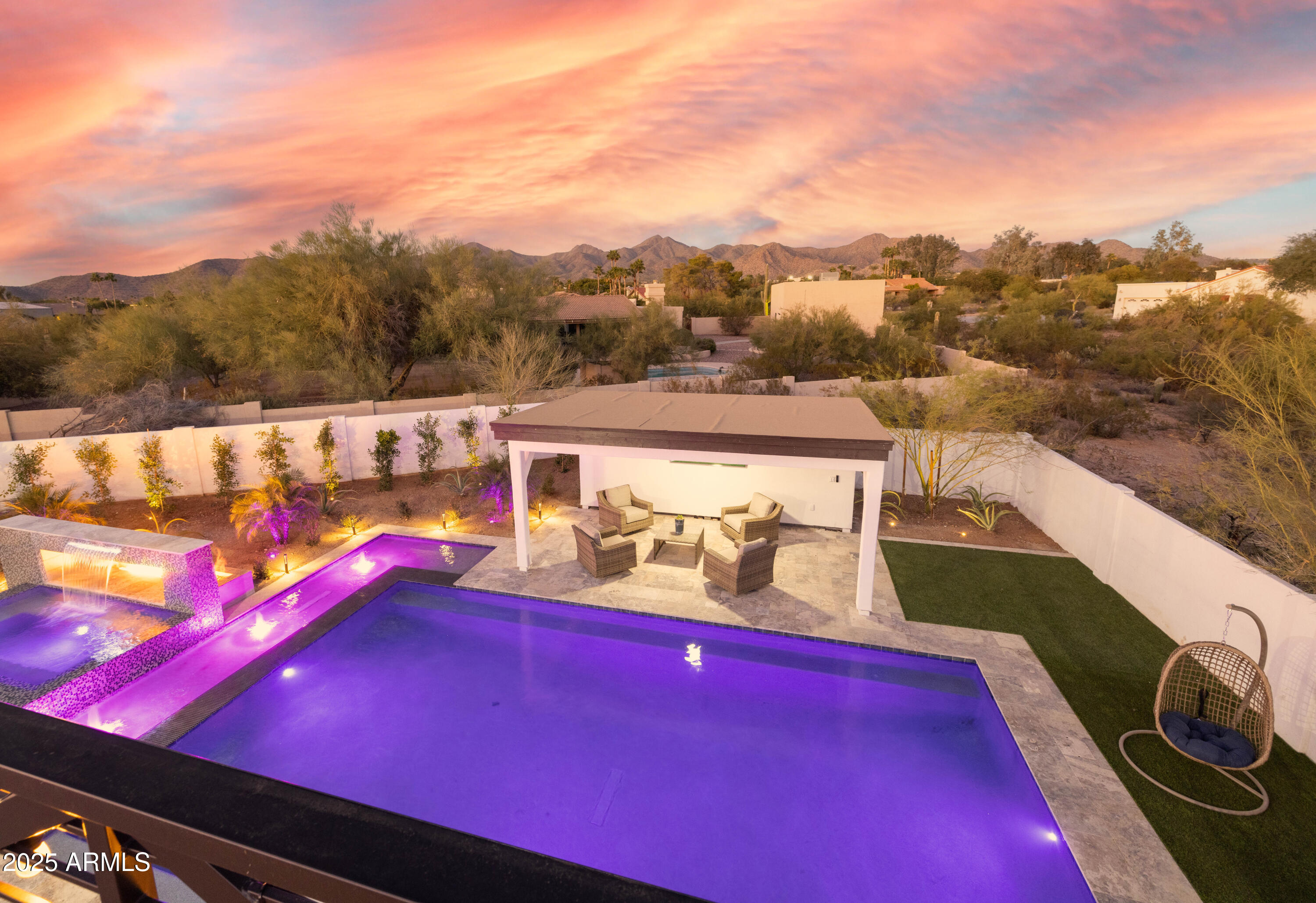 PARADISE HEIGHTS - Residential