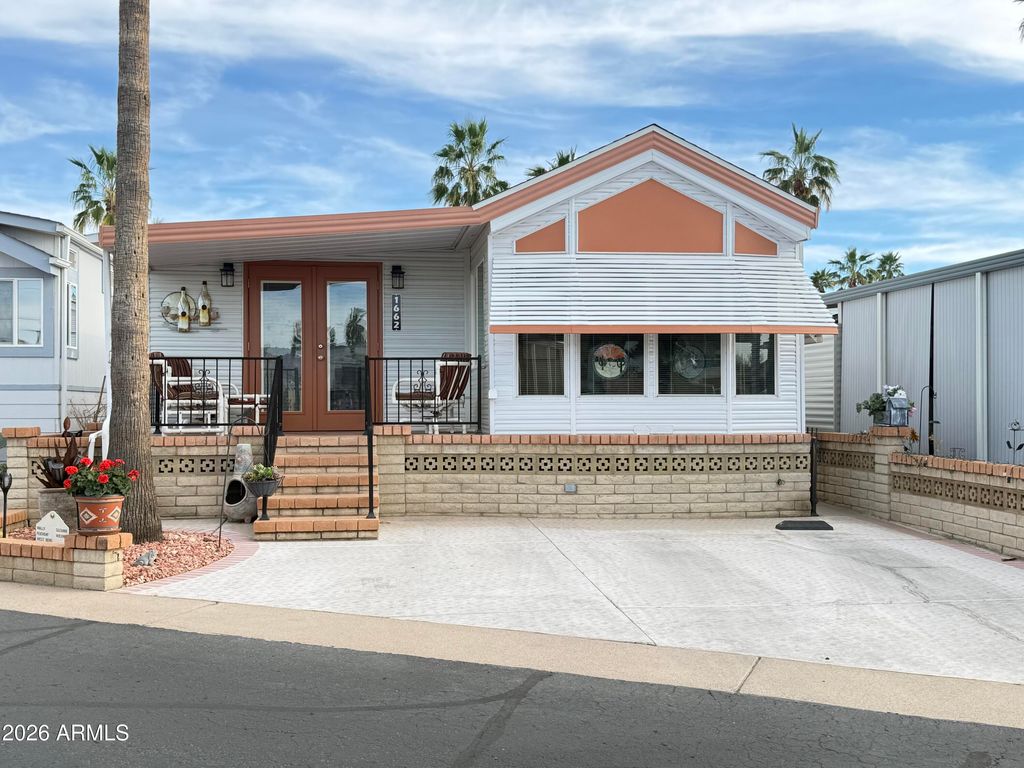 Photo of 1662 W Yurok Avenue #662, Apache Junction, AZ 85119 (MLS # 6991196)