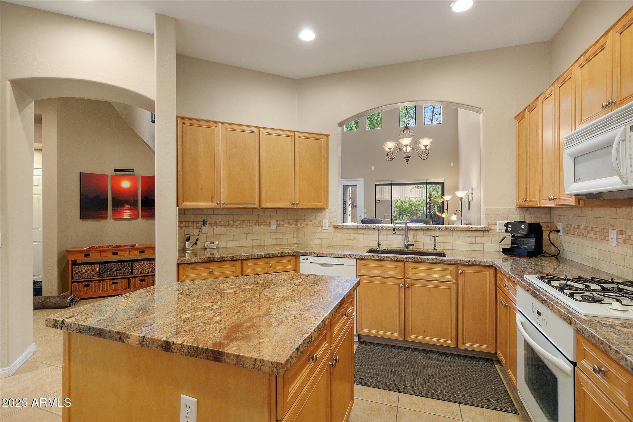 7445 E EAGLE CREST Drive 1094