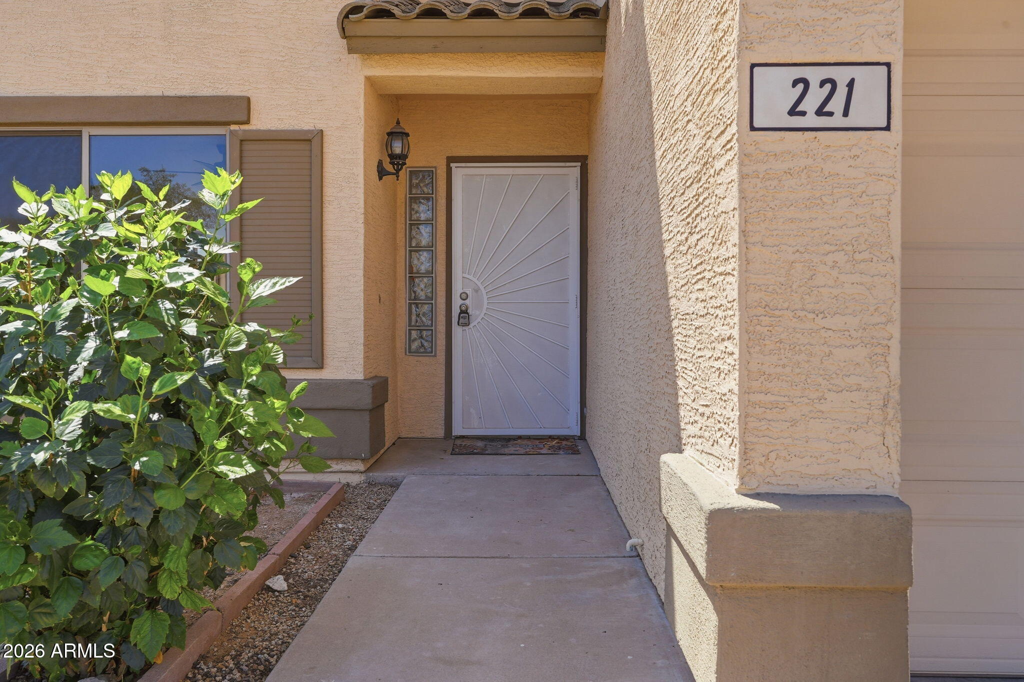 221 E INGLEWOOD Street