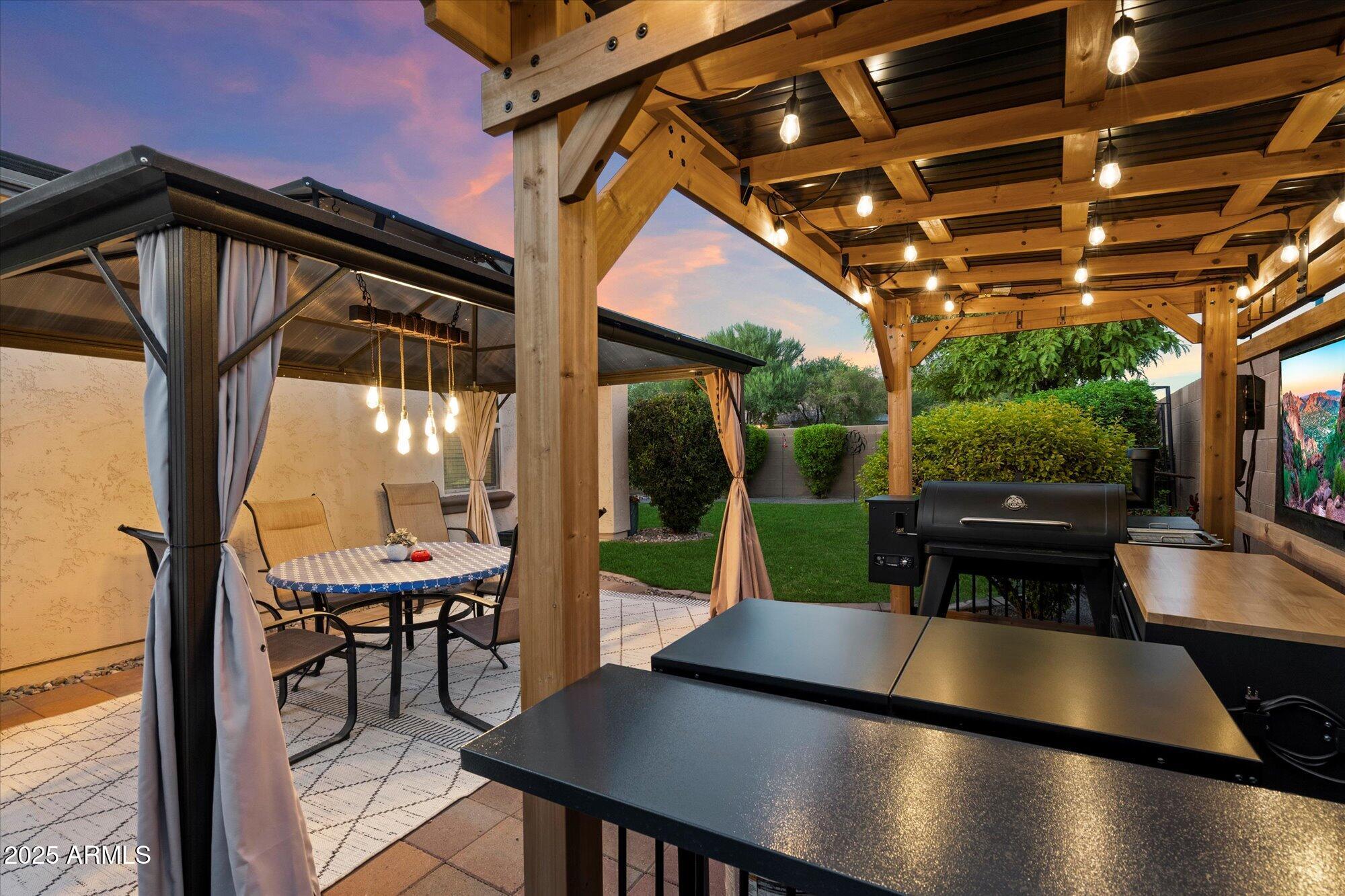 9226 W BUCKHORN Trail