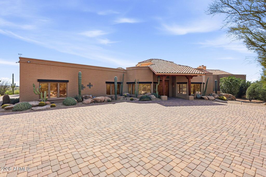 Photo of 6601 E Willow Springs Lane, Cave Creek, AZ 85331 (MLS # 6953682)
