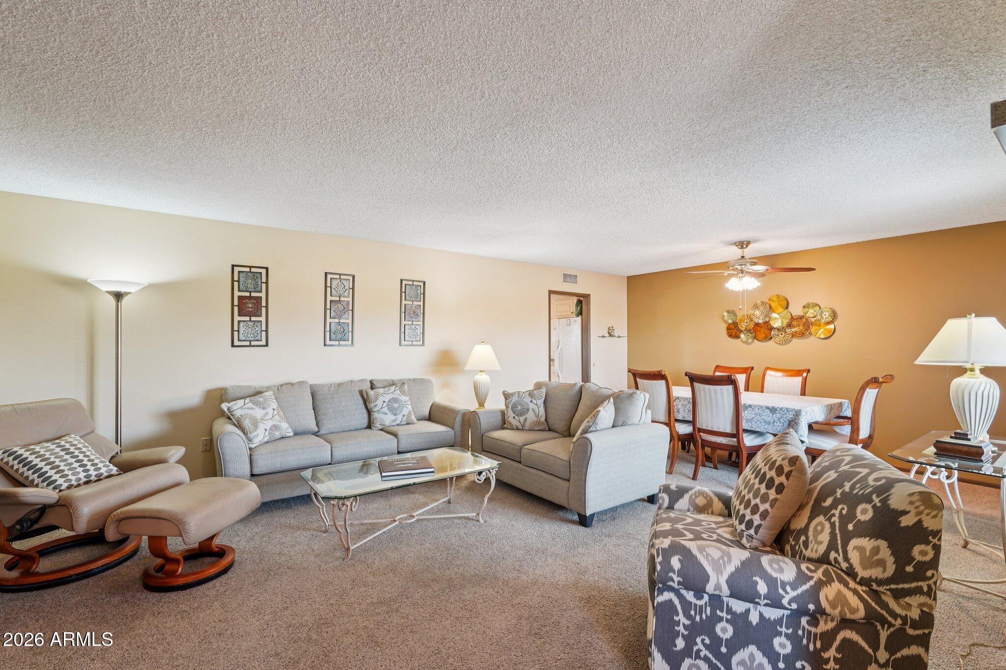 9843 W WRANGLER Drive