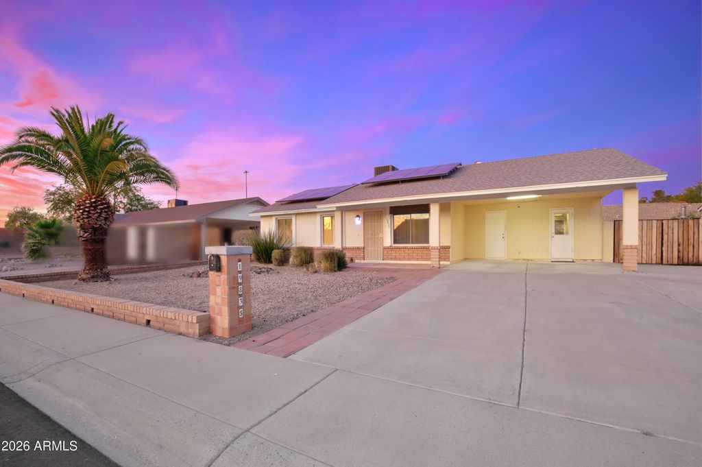 Photo of 19835 N 6th Drive, Phoenix, AZ 85027 (MLS # 7031674)