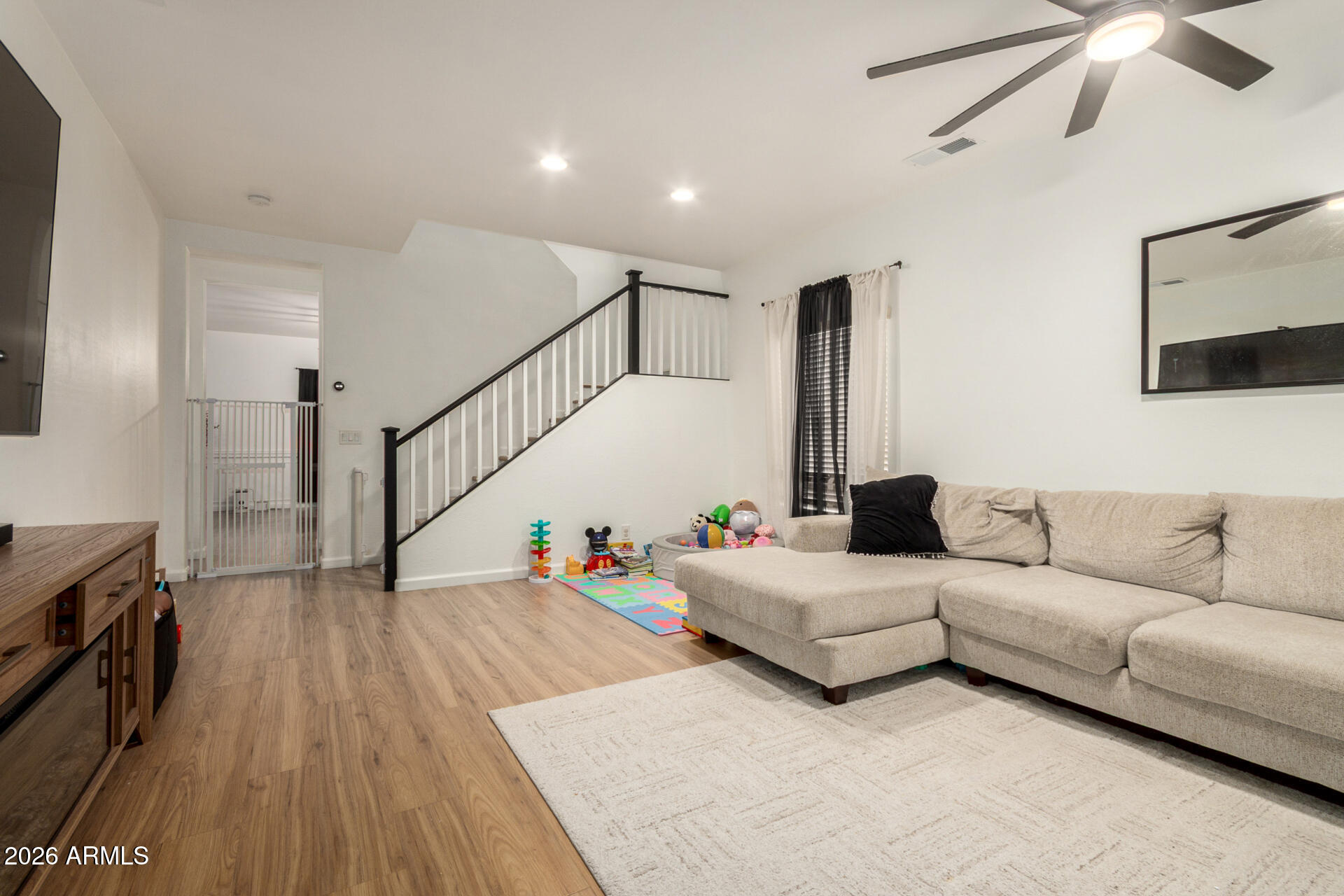 951 W FRUIT TREE Lane