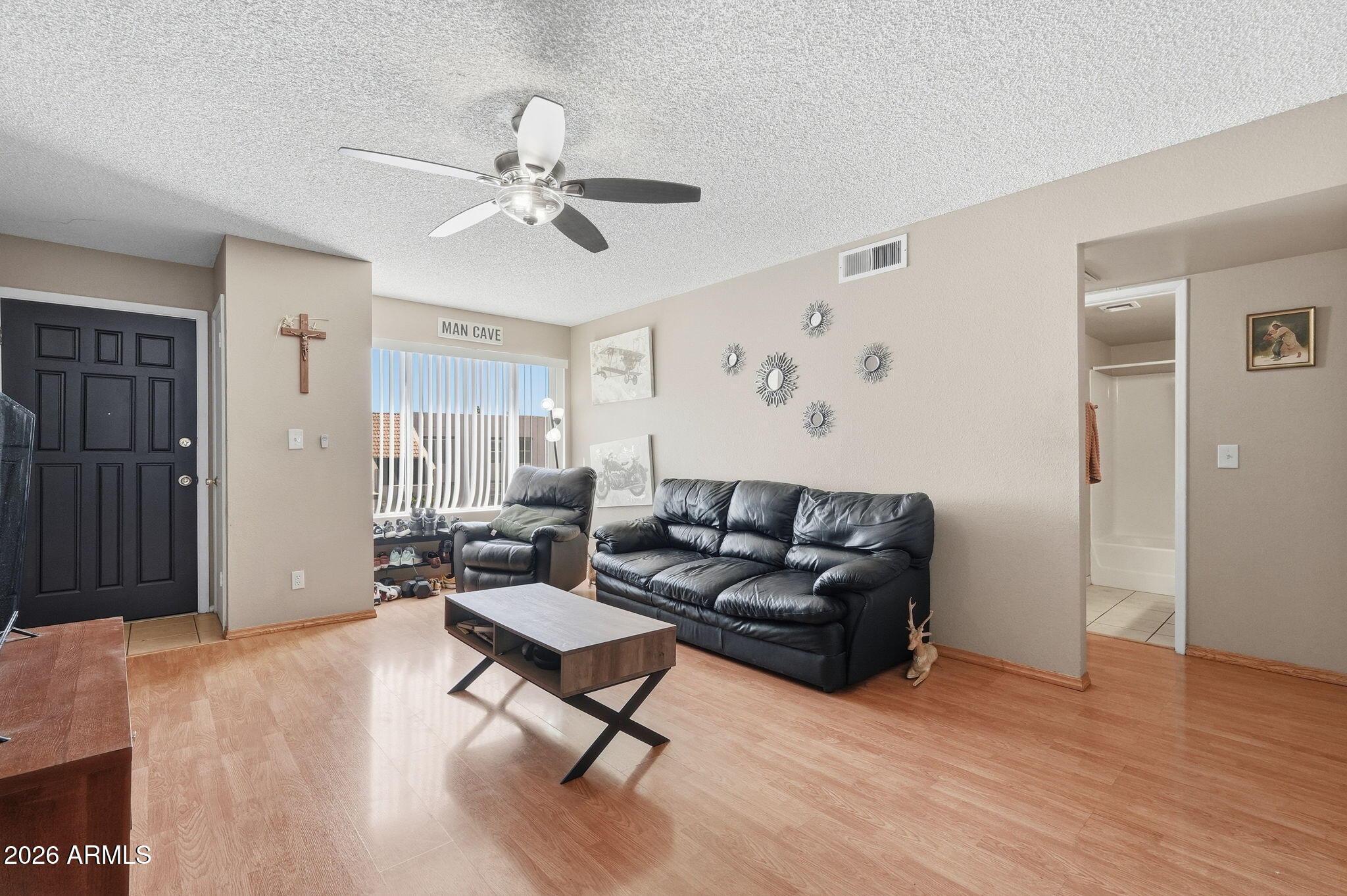 1927 E HAMPTON Avenue 221