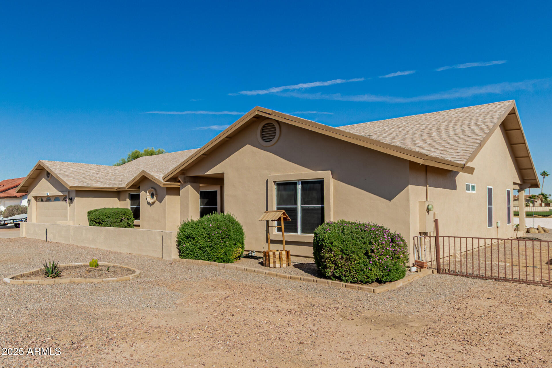 14749 S COUNTRY CLUB Way