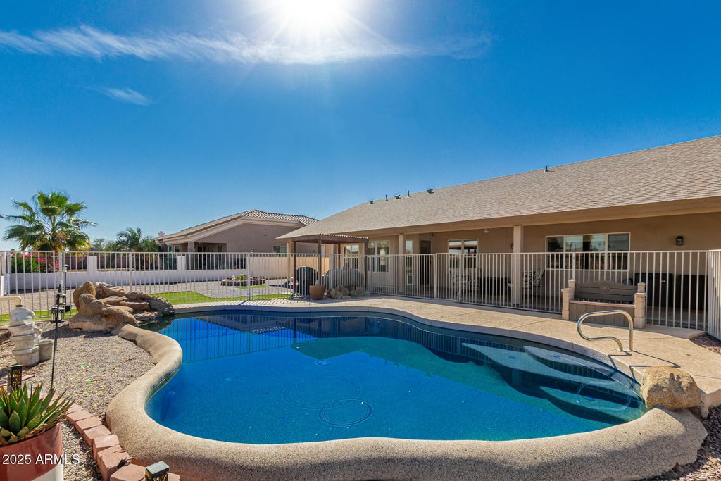 Photo of 14749 S Country Club Way, Arizona City, AZ 85123 (MLS # 6947949)