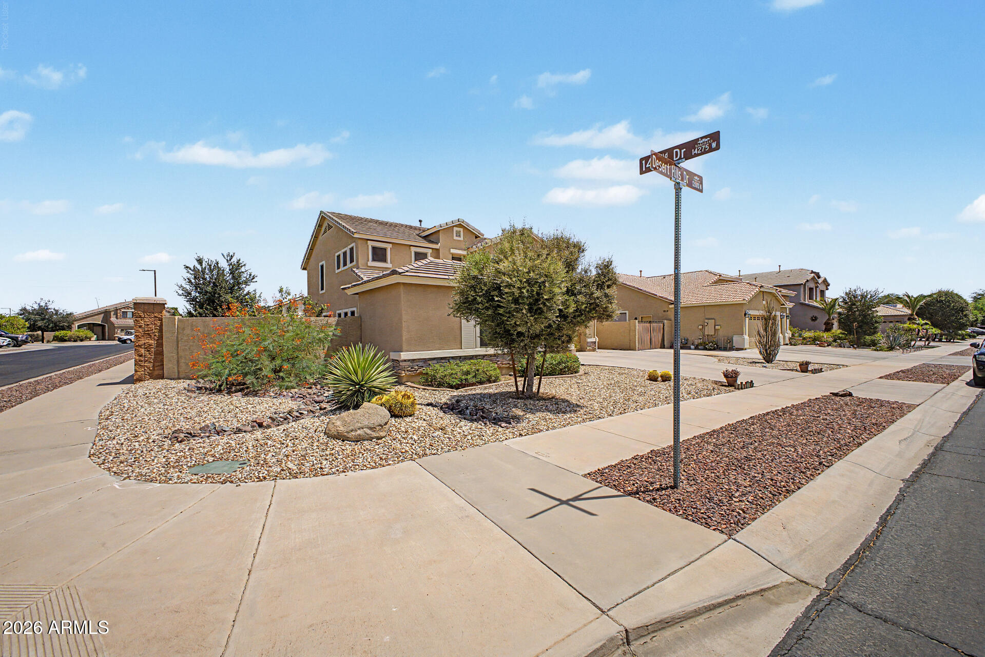 14276 W DESERT HILLS Drive