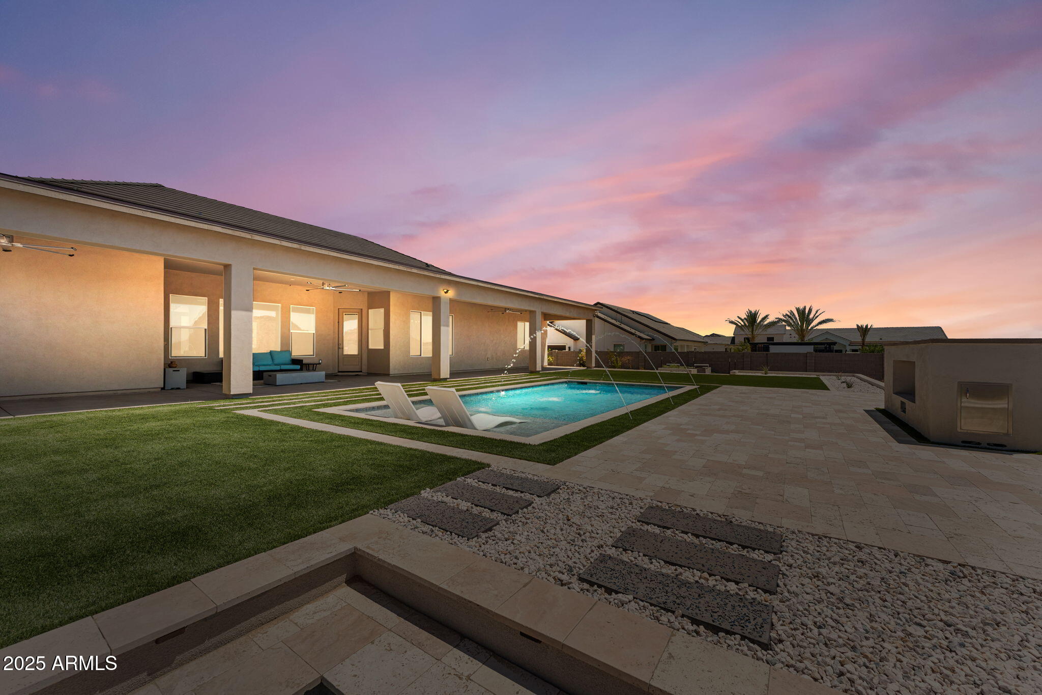 1111 W LUCKY Lane