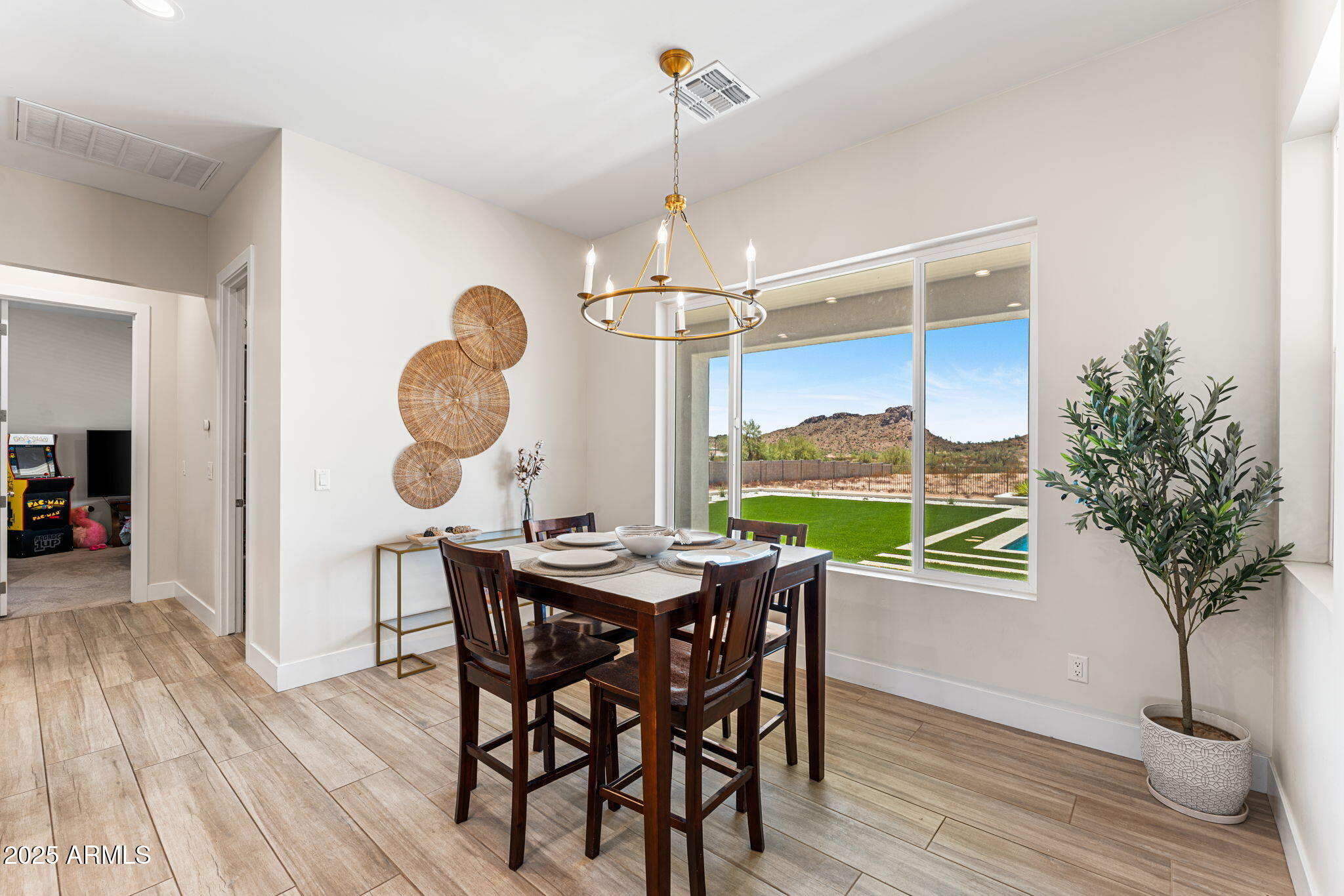 San Tan Valley, Arizona 85144, United States, 4 Bedrooms Bedrooms, ,3 BathroomsBathrooms,Residential,Active,185976