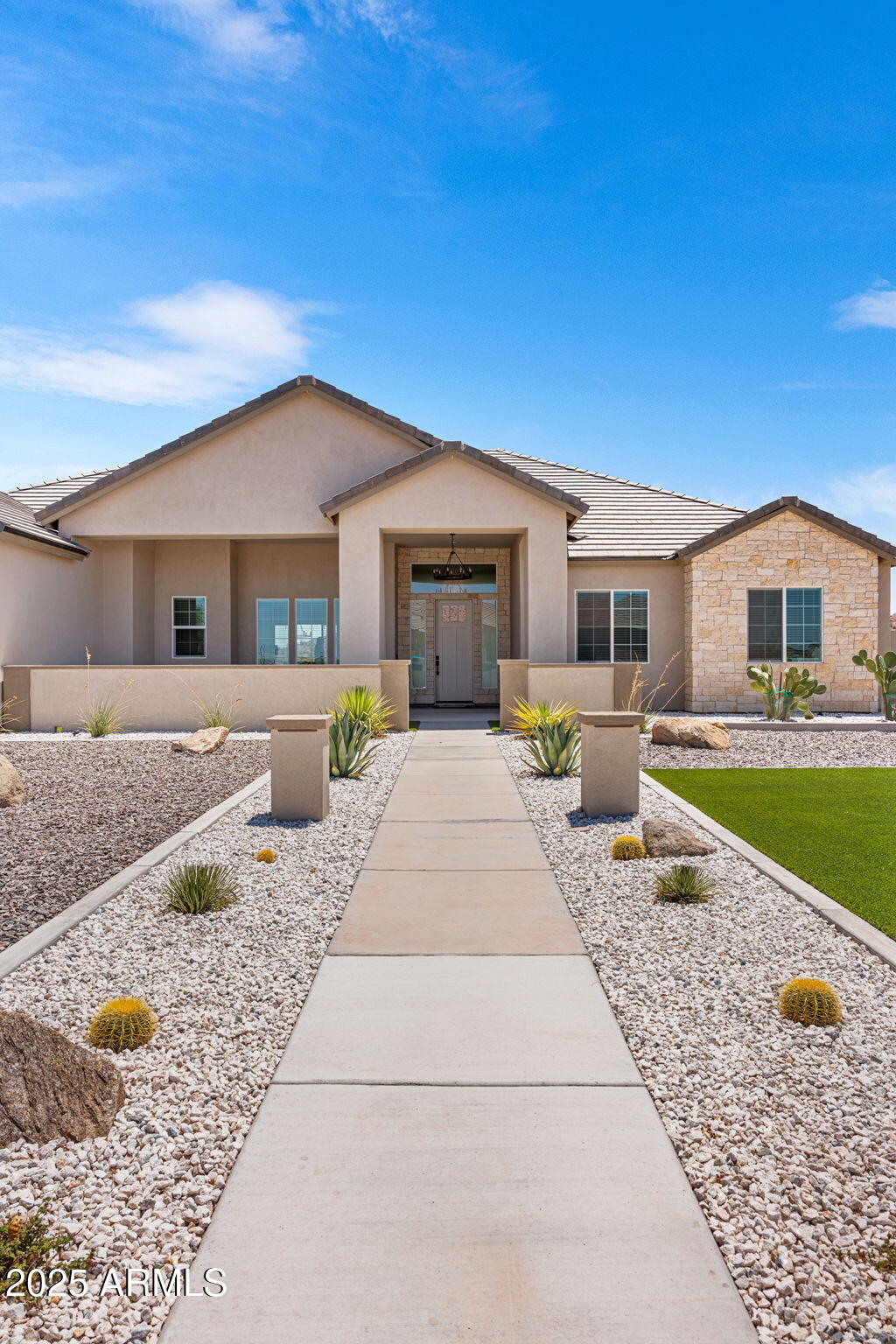 San Tan Valley, Arizona 85144, United States, 4 Bedrooms Bedrooms, ,3 BathroomsBathrooms,Residential,Active,185976
