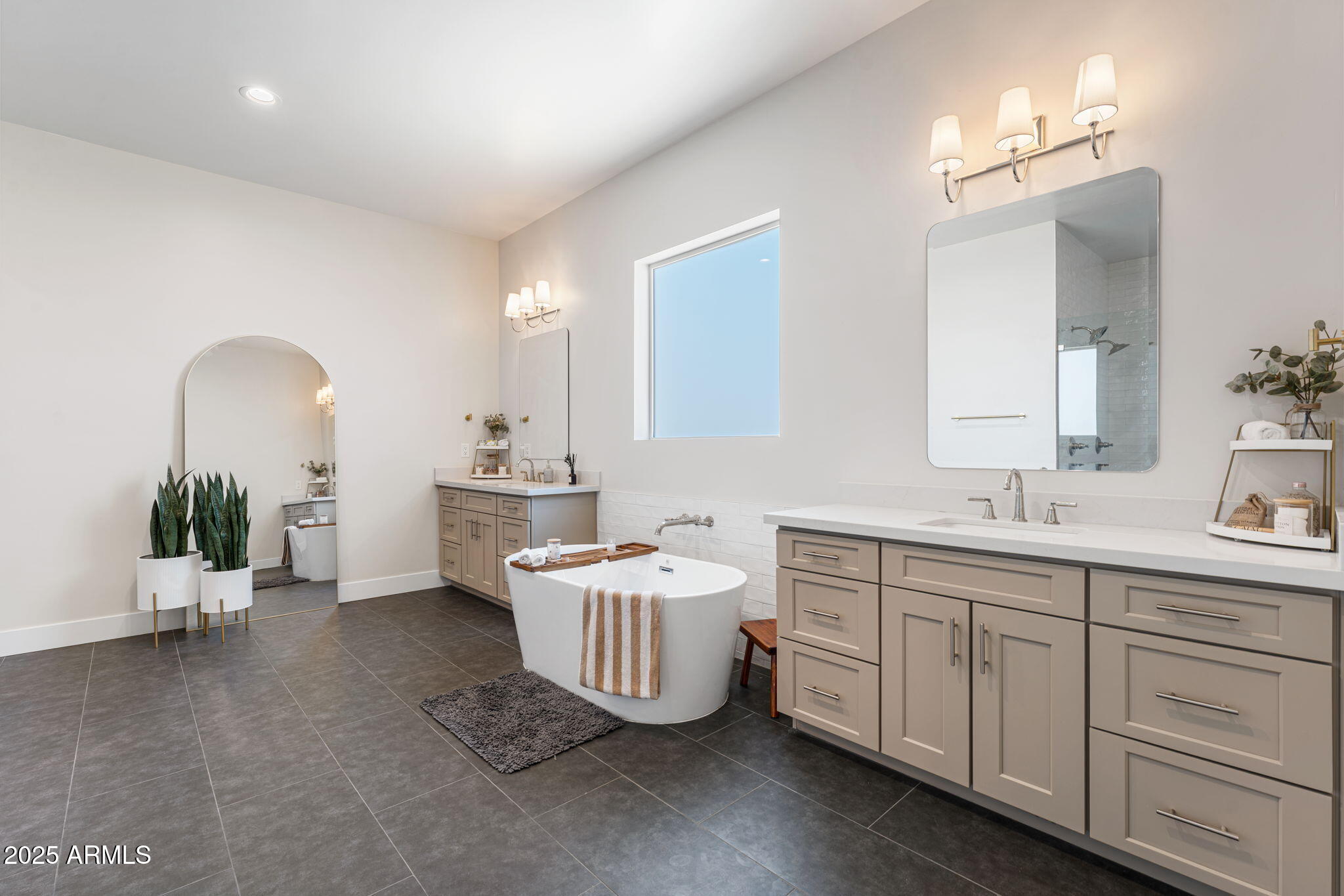 San Tan Valley, Arizona 85144, United States, 4 Bedrooms Bedrooms, ,3 BathroomsBathrooms,Residential,Active,185976