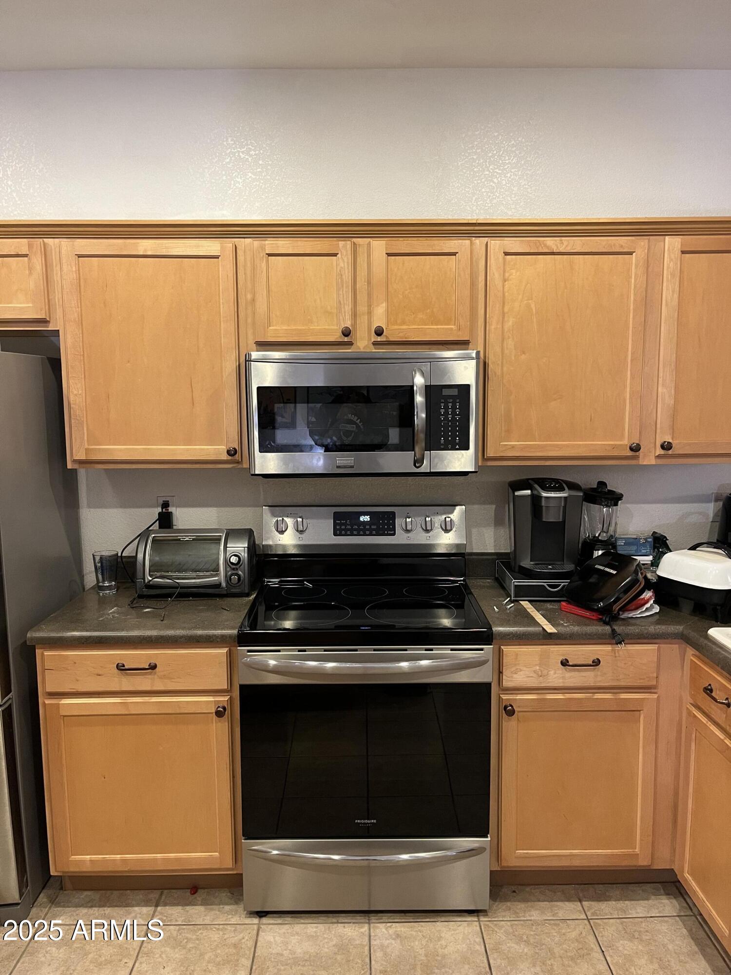 12542 W HONEYSUCKLE Street