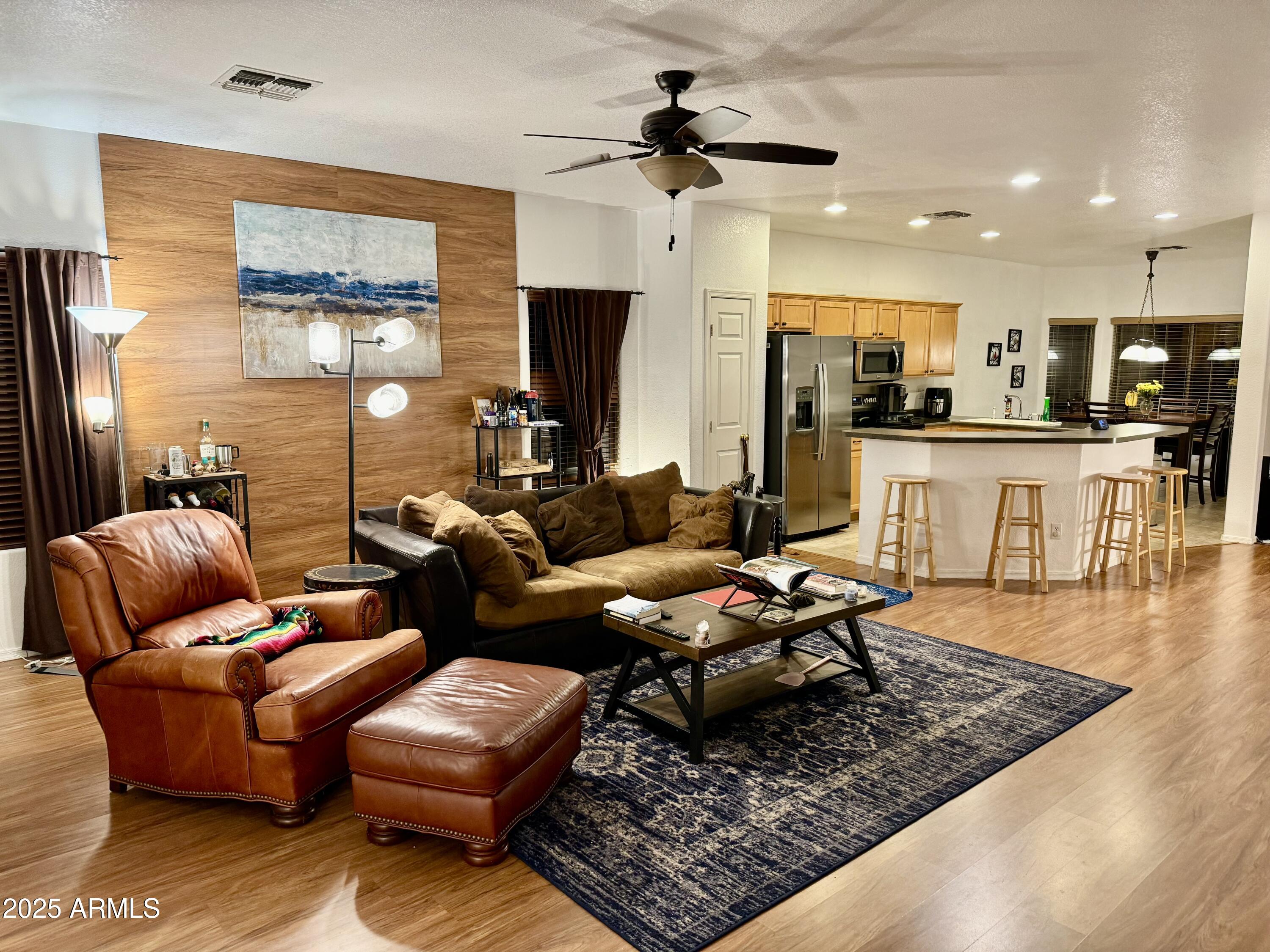 12542 W HONEYSUCKLE Street