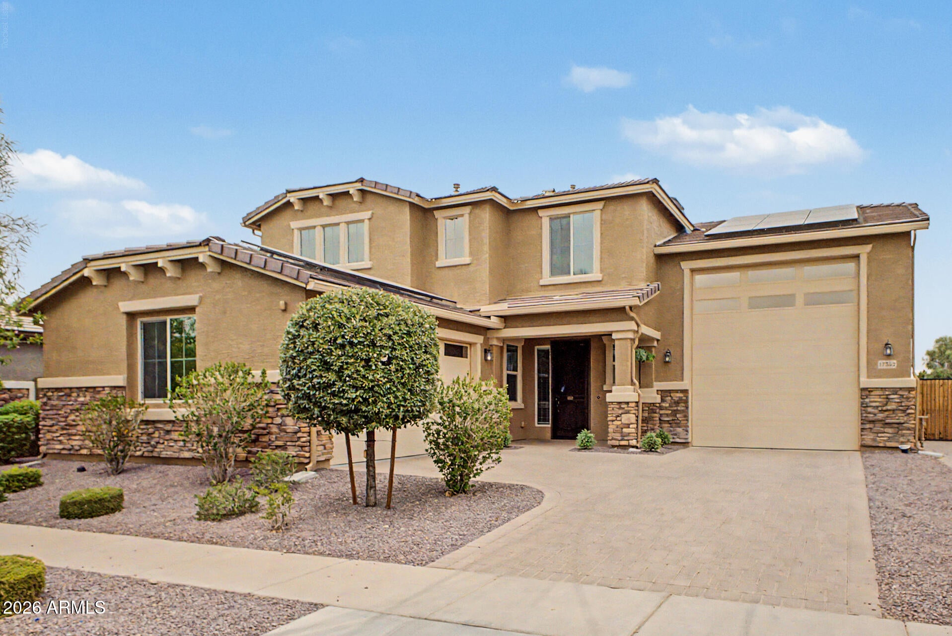 17352 W HEDGEHOG Place