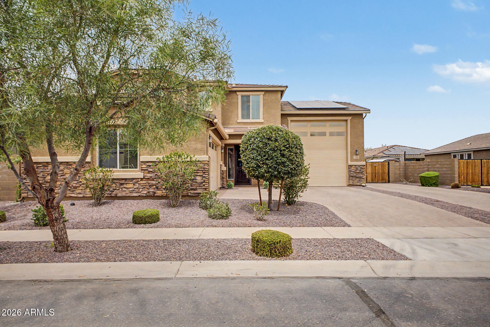 17352 W HEDGEHOG Place