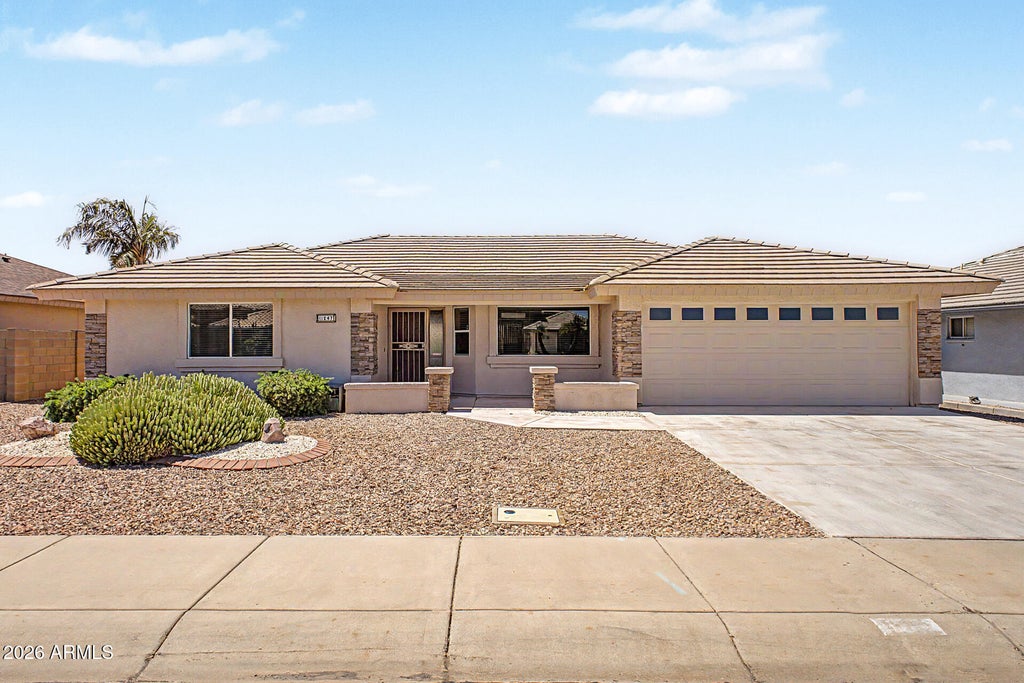Photo of 11247 E Medina Avenue, Mesa, AZ 85209 (MLS # 7087345)