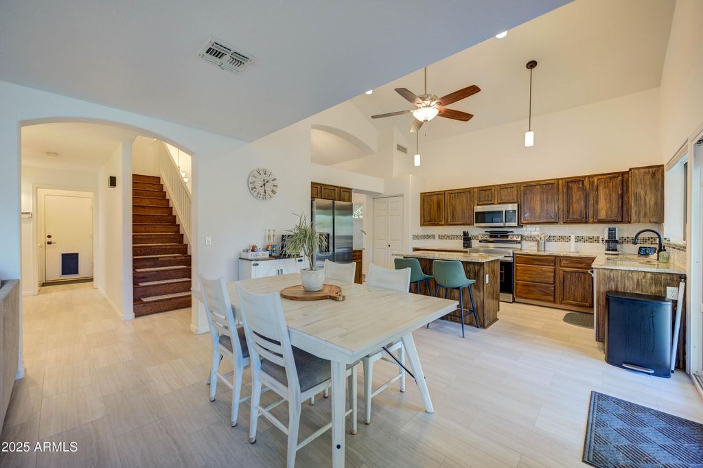 Photo of 1337 N Thunderbird Court, Gilbert, AZ 85234 (MLS # 6952296)