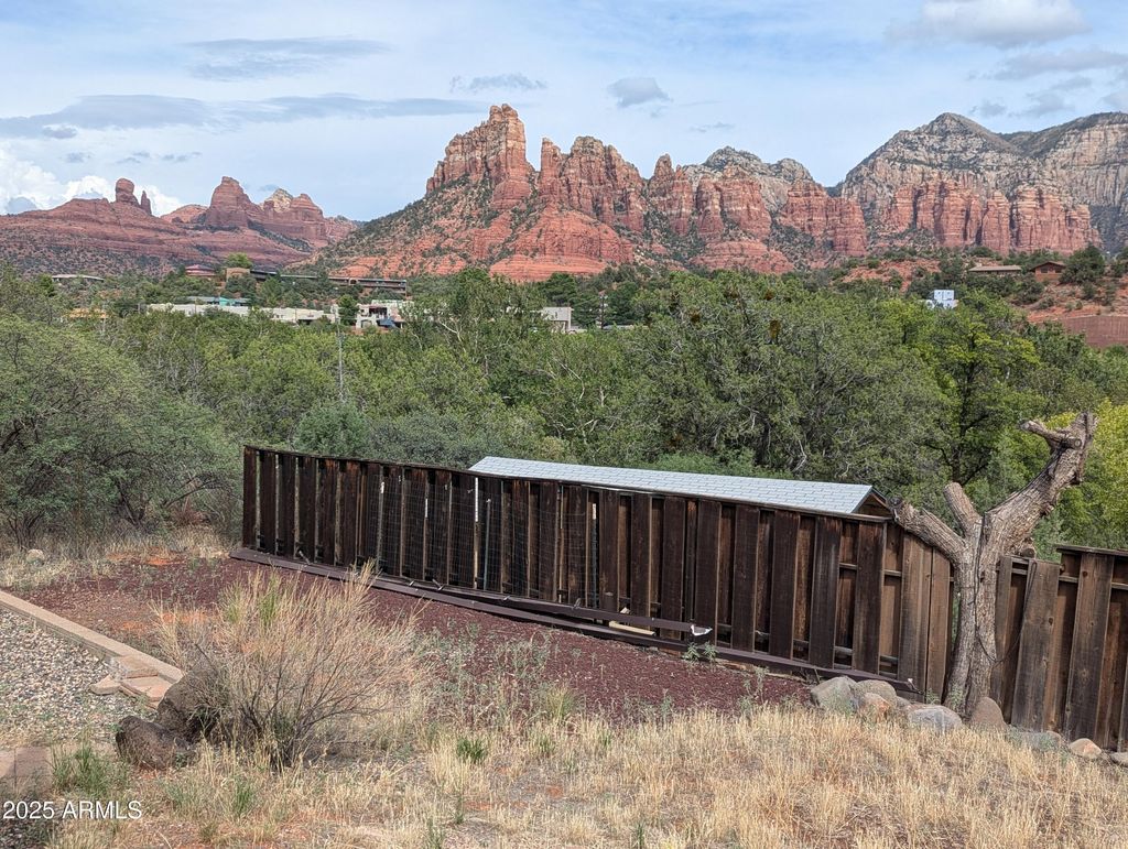 Photo of 30 Blackhawk Lane #-, Sedona, AZ 86336 (MLS # 6935886)