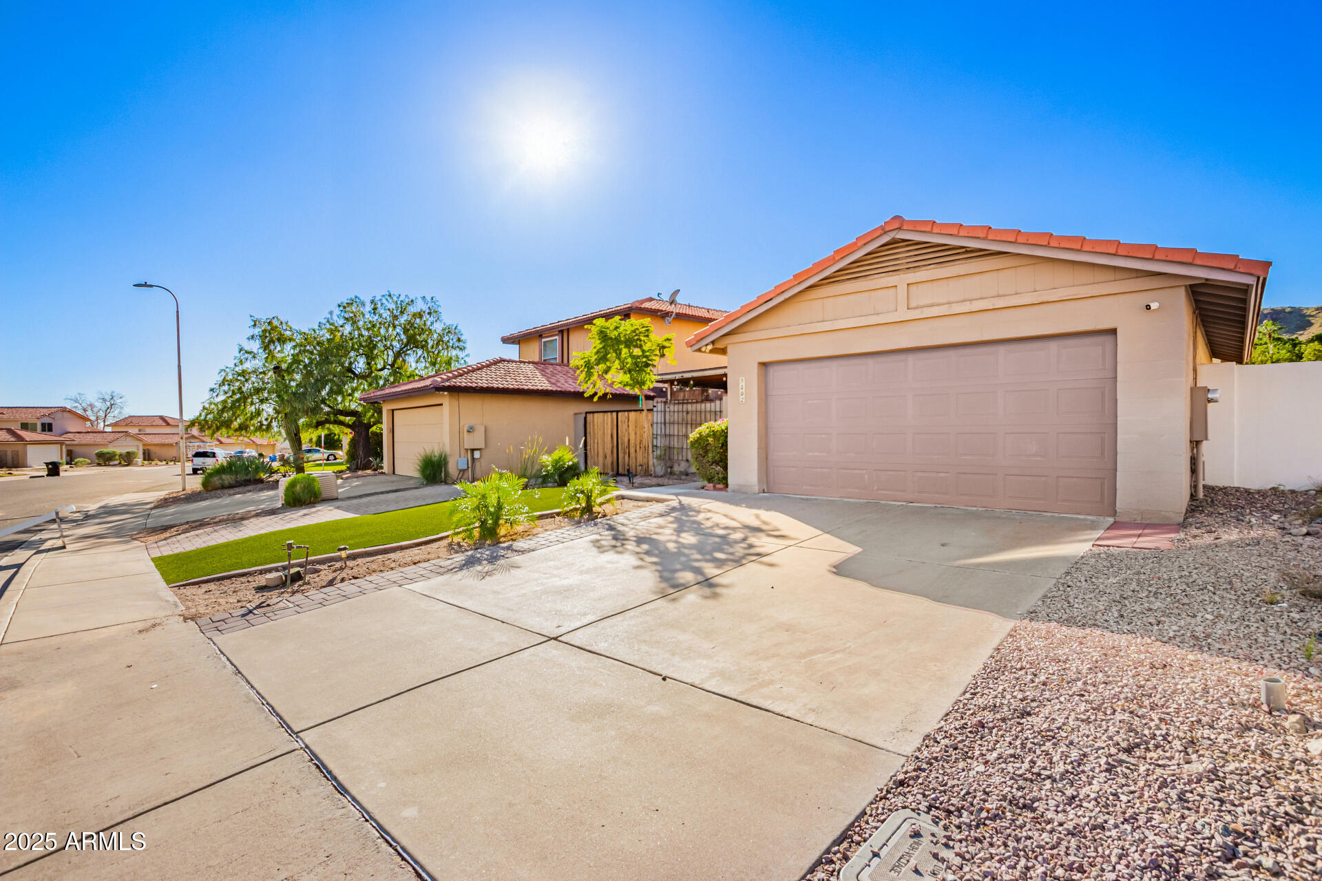 9802 S 44TH Street