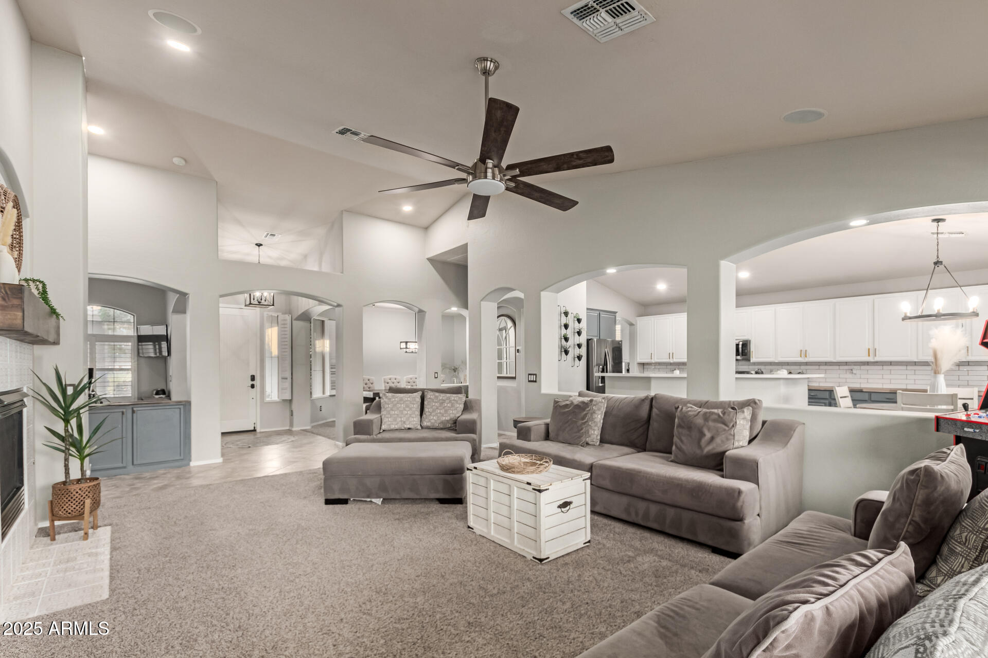 3523 W BUCKHORN Trail