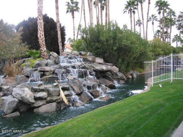 1410 W CRYSTAL SPRINGS Drive