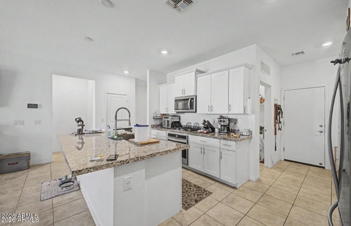 12418 W GLENN Court