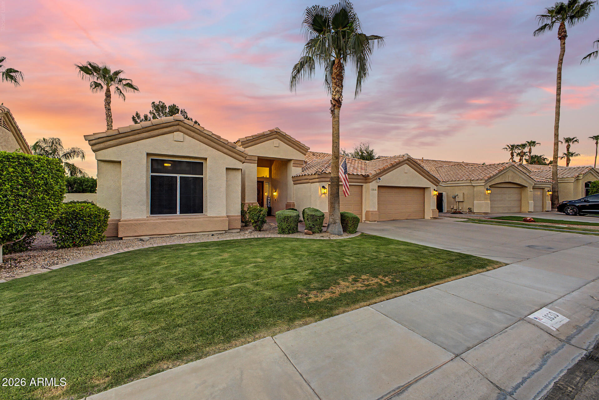 1830 W WISTERIA Drive
