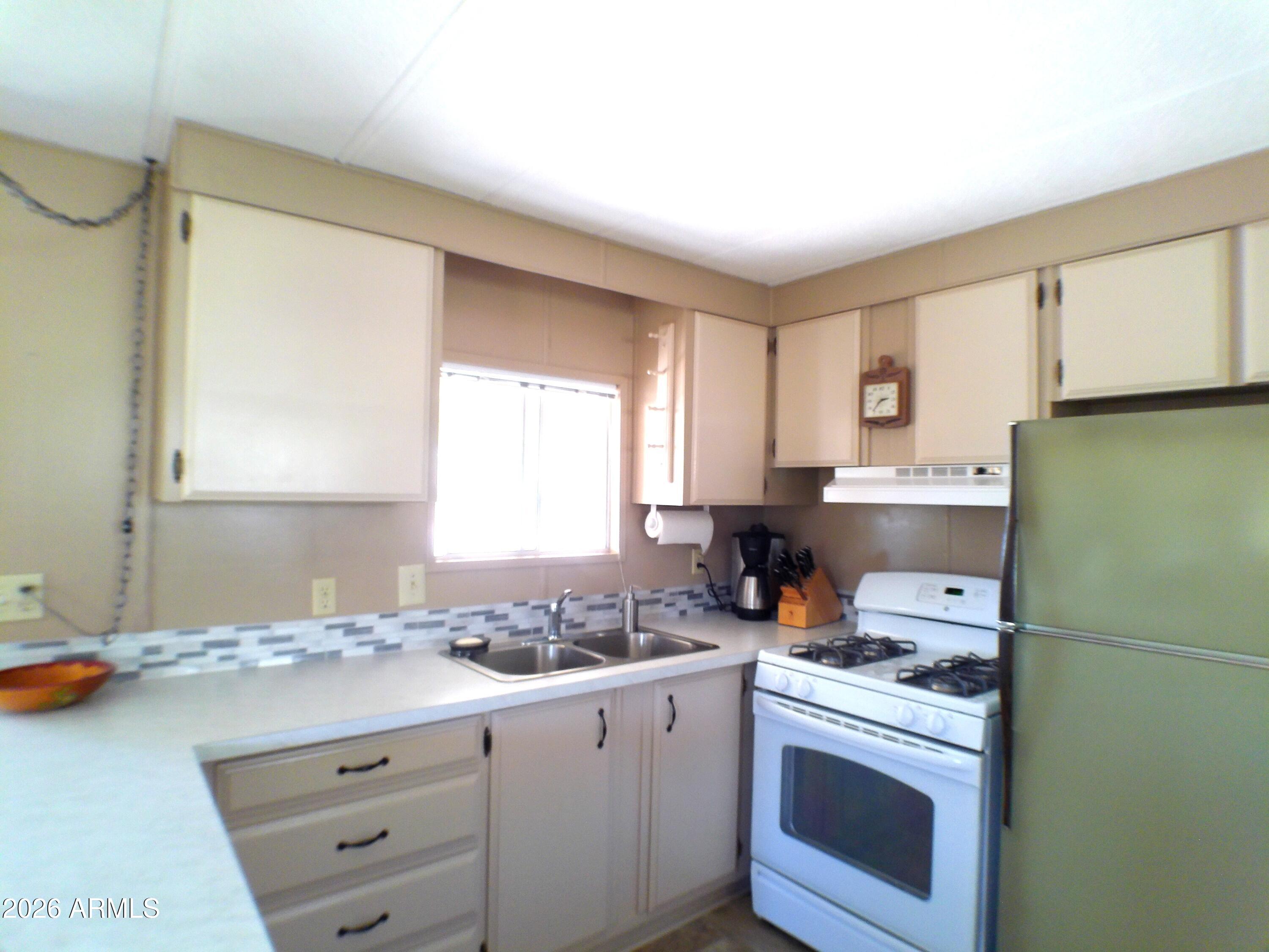 QUEEN VALLEY ESTATES UNIT FIVE - Residential
