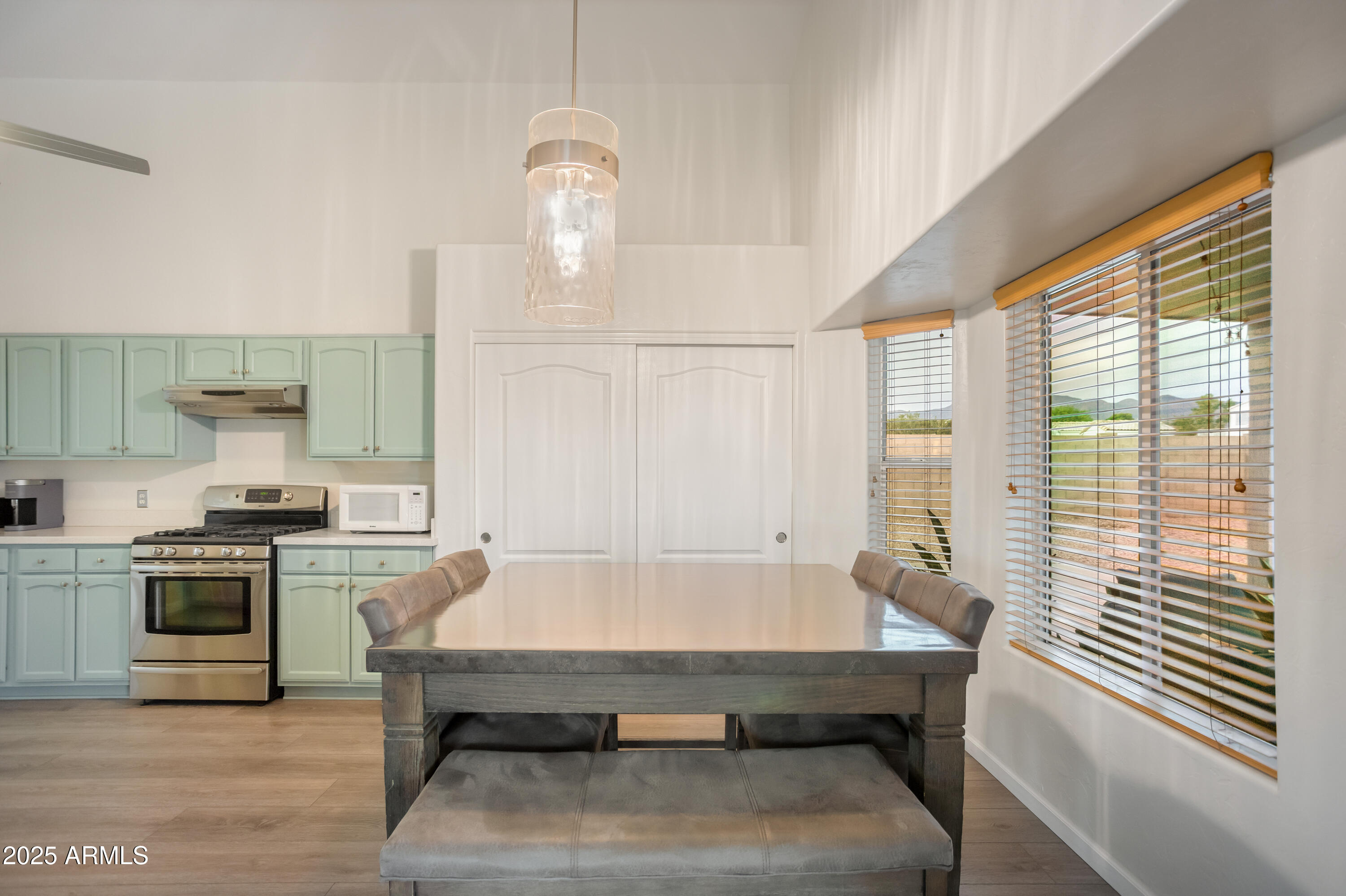 SUMMIT RIDGE - Residential