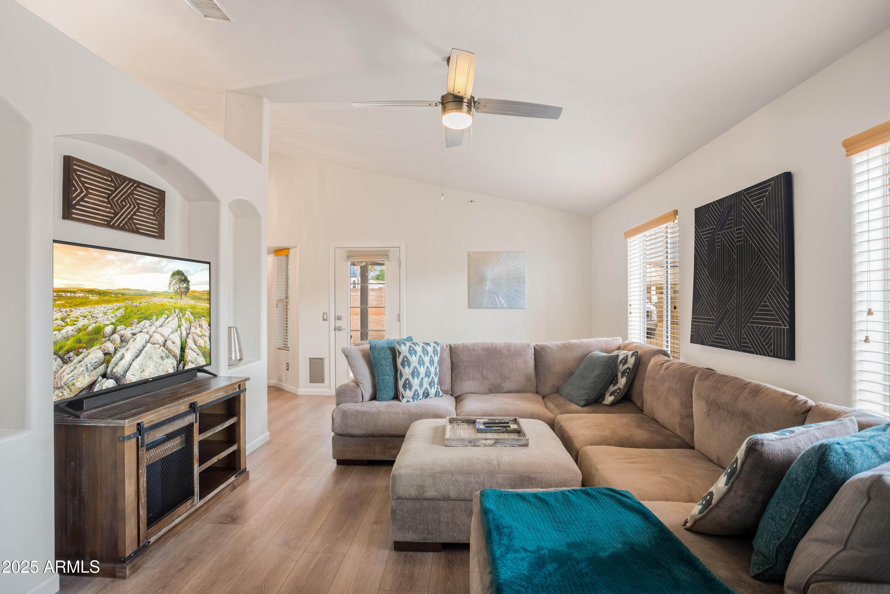 SUMMIT RIDGE - Residential