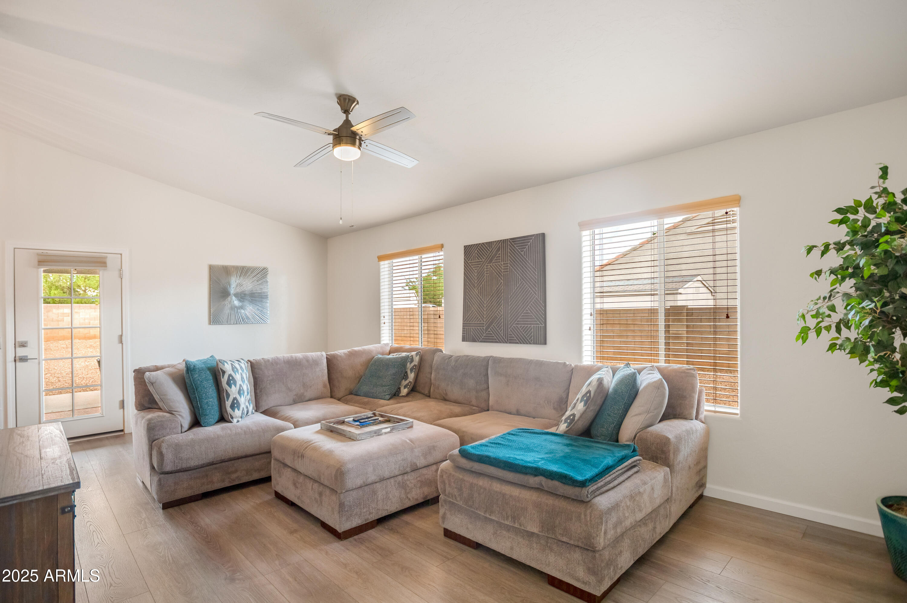 SUMMIT RIDGE - Residential
