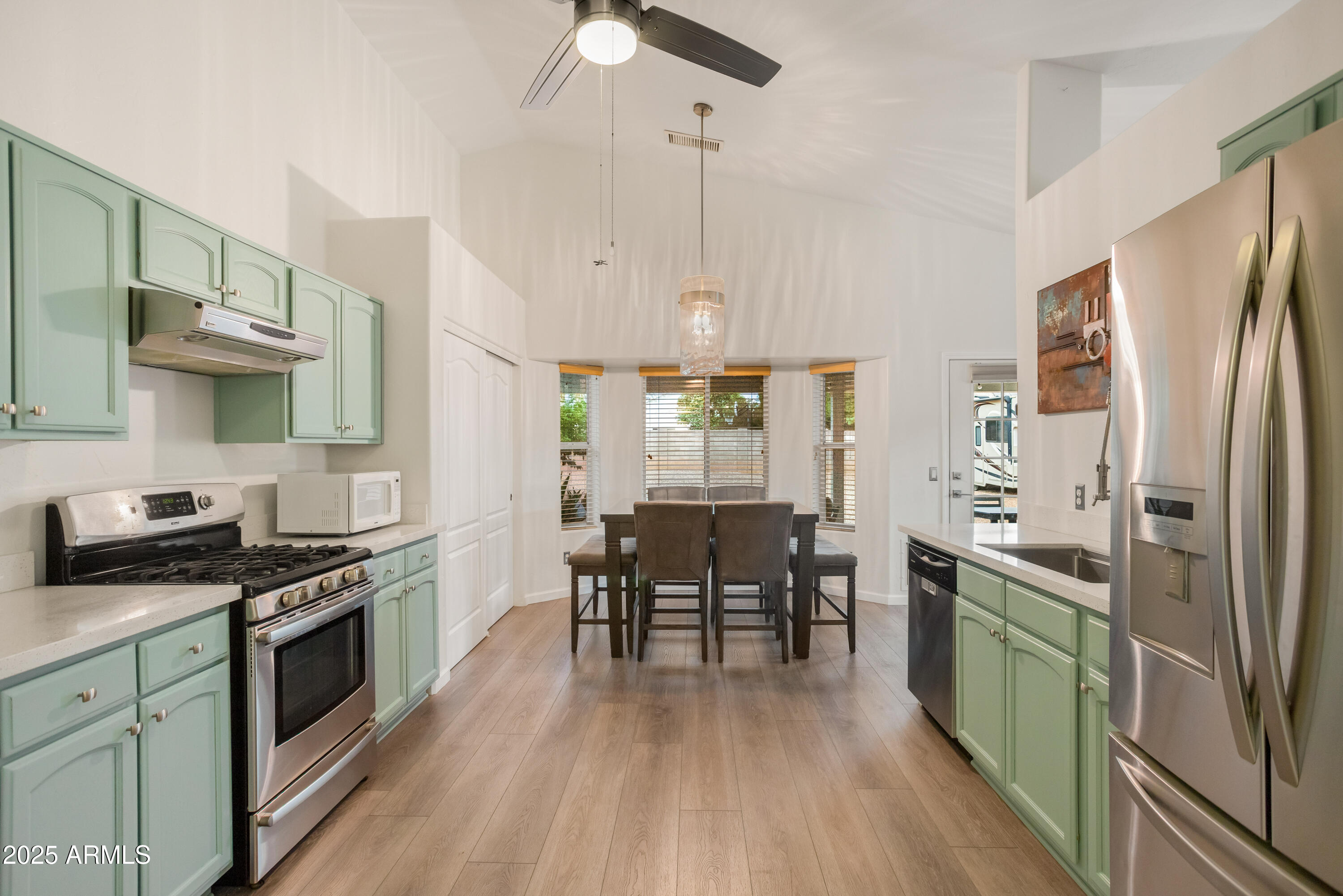 SUMMIT RIDGE - Residential