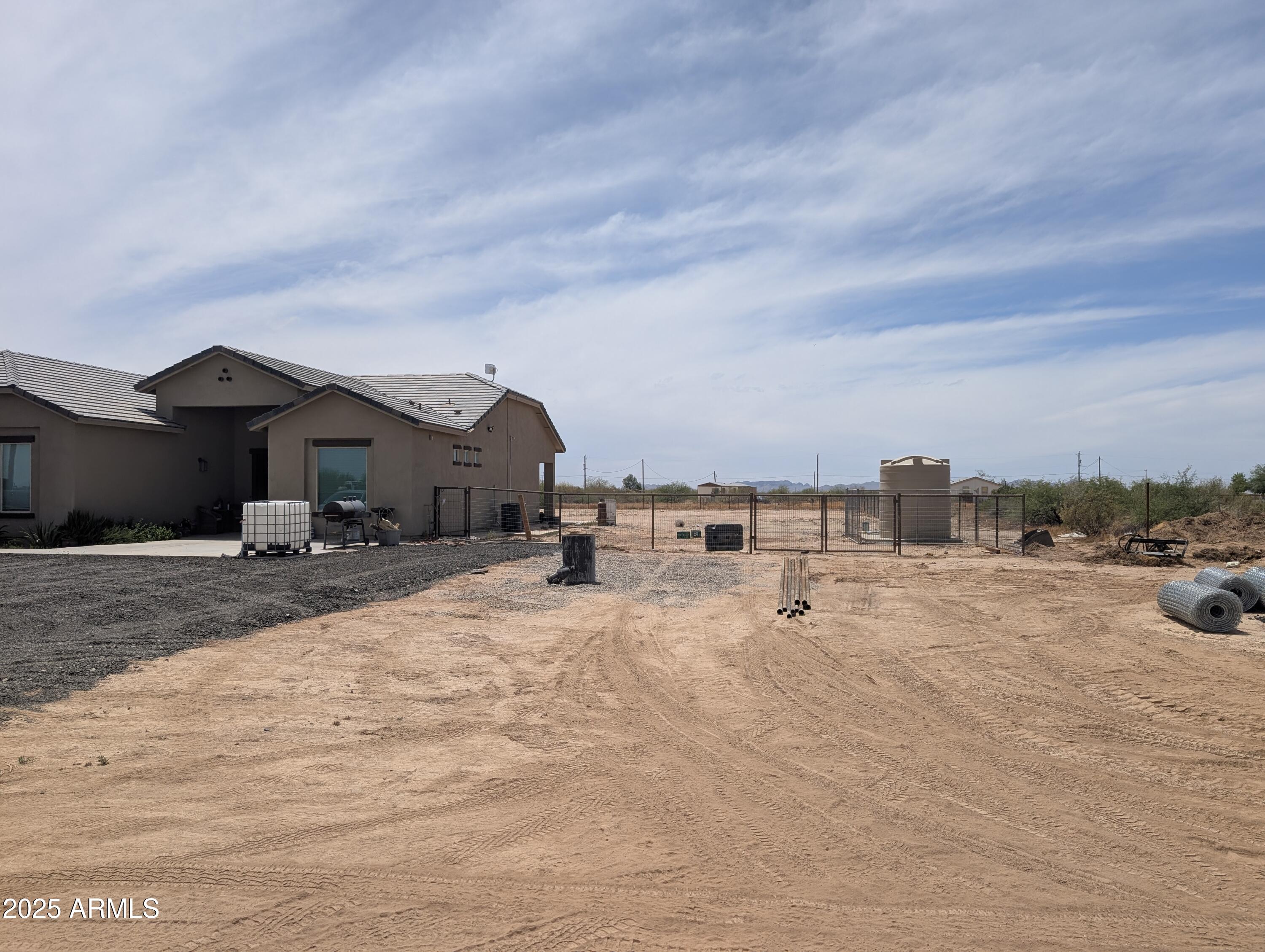 28624 N SUSAN Lane