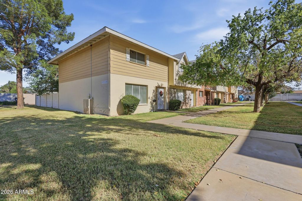 Photo of 3701 S Mill Avenue, Tempe, AZ 85282 (MLS # 6972352)
