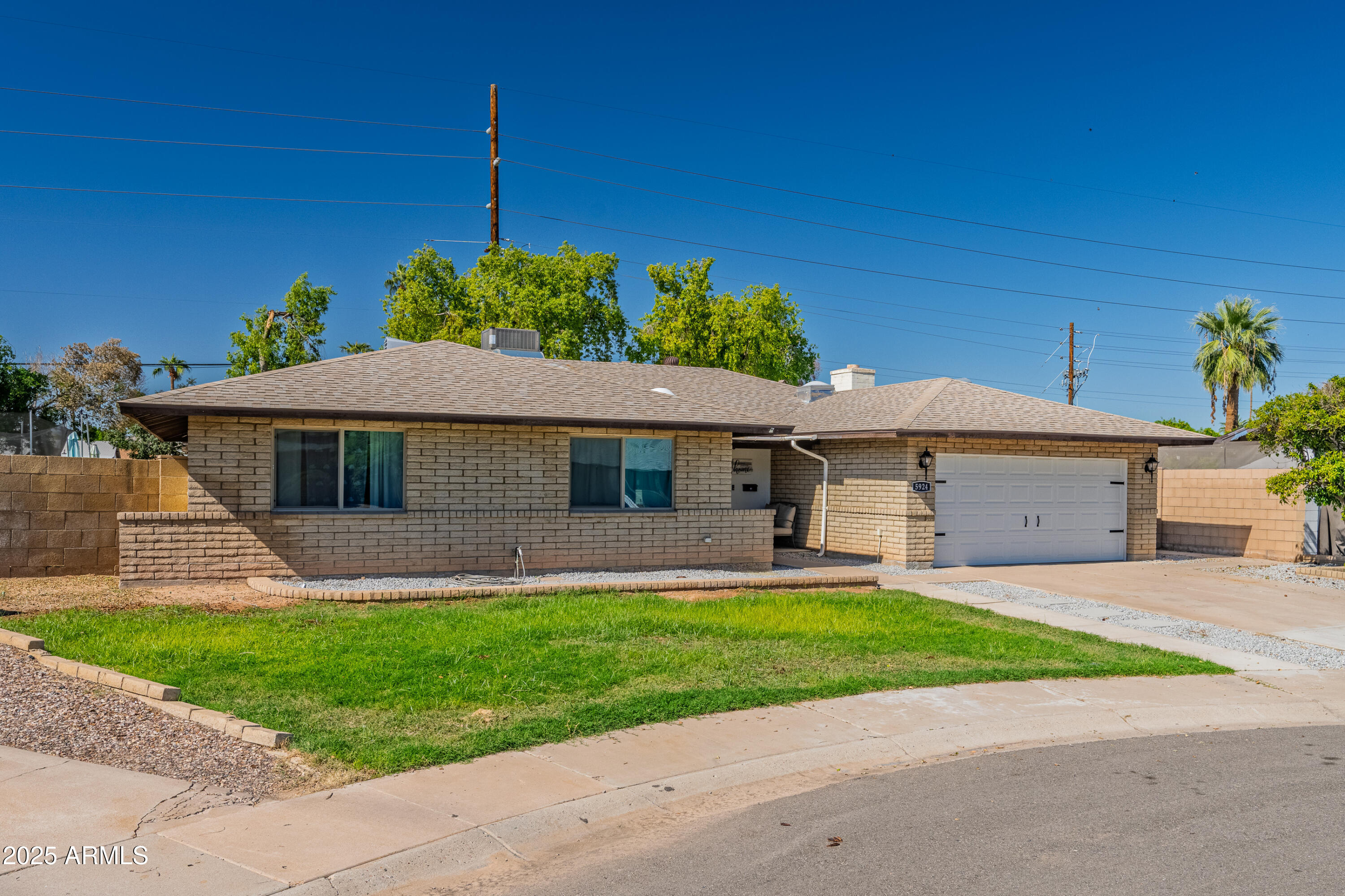 5924 S JENTILLY Lane