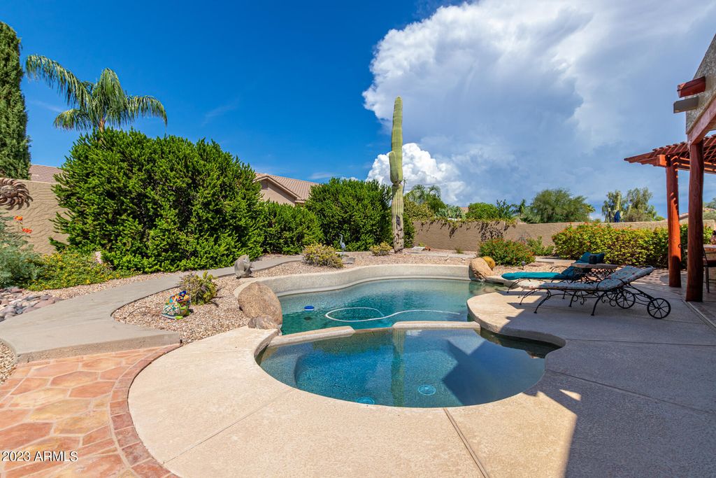 Photo of 9244 E Mogollon Trail, Gold Canyon, AZ 85118 (MLS # 6979751)