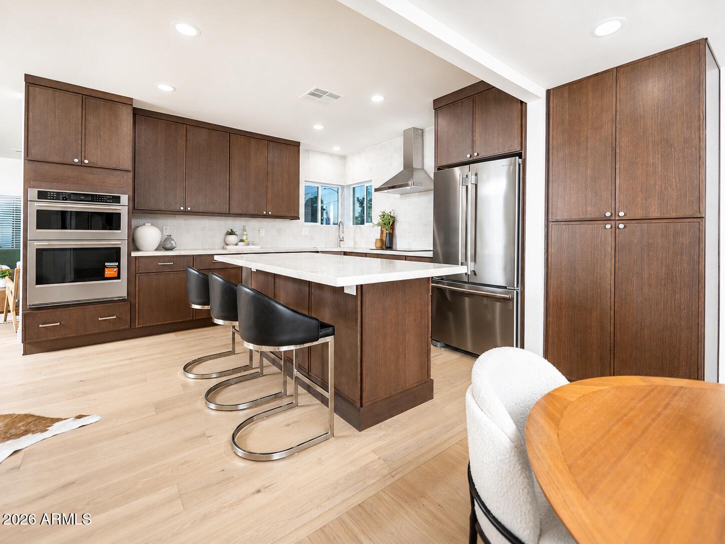 150 W PIERSON Street