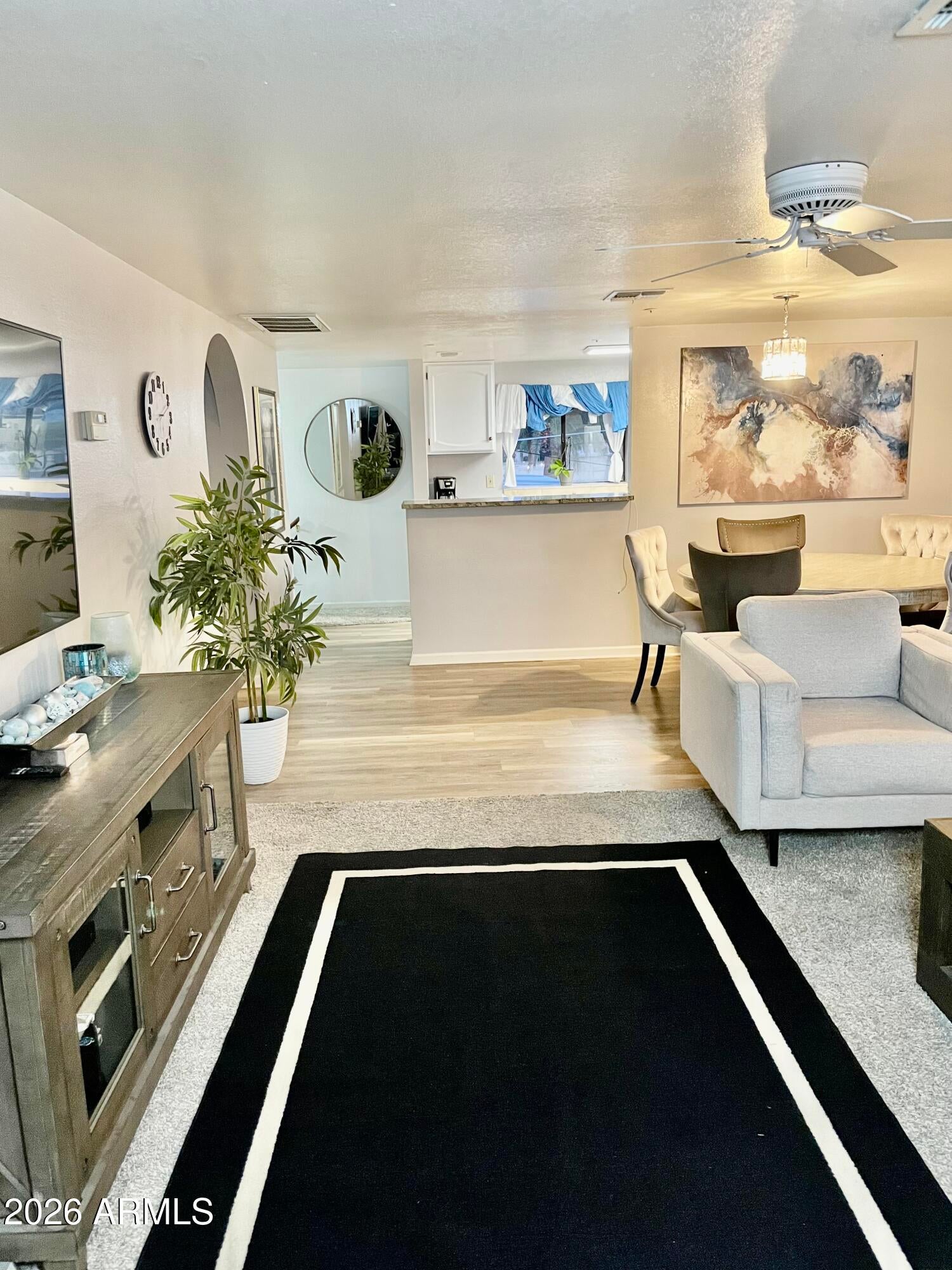 7902 E WOOD Dr. Casita 2nd Floor --