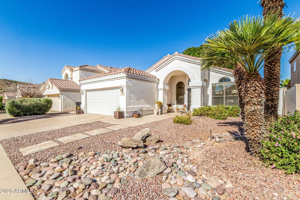 Photo of 4008 W Tonopah Drive, Glendale, AZ 85308 (MLS # 6970210)