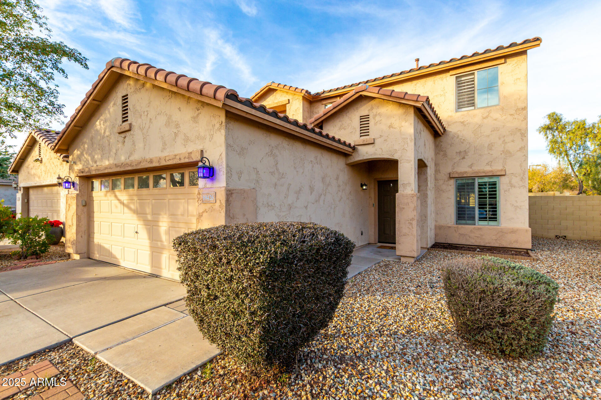 19426 W WASHINGTON Street