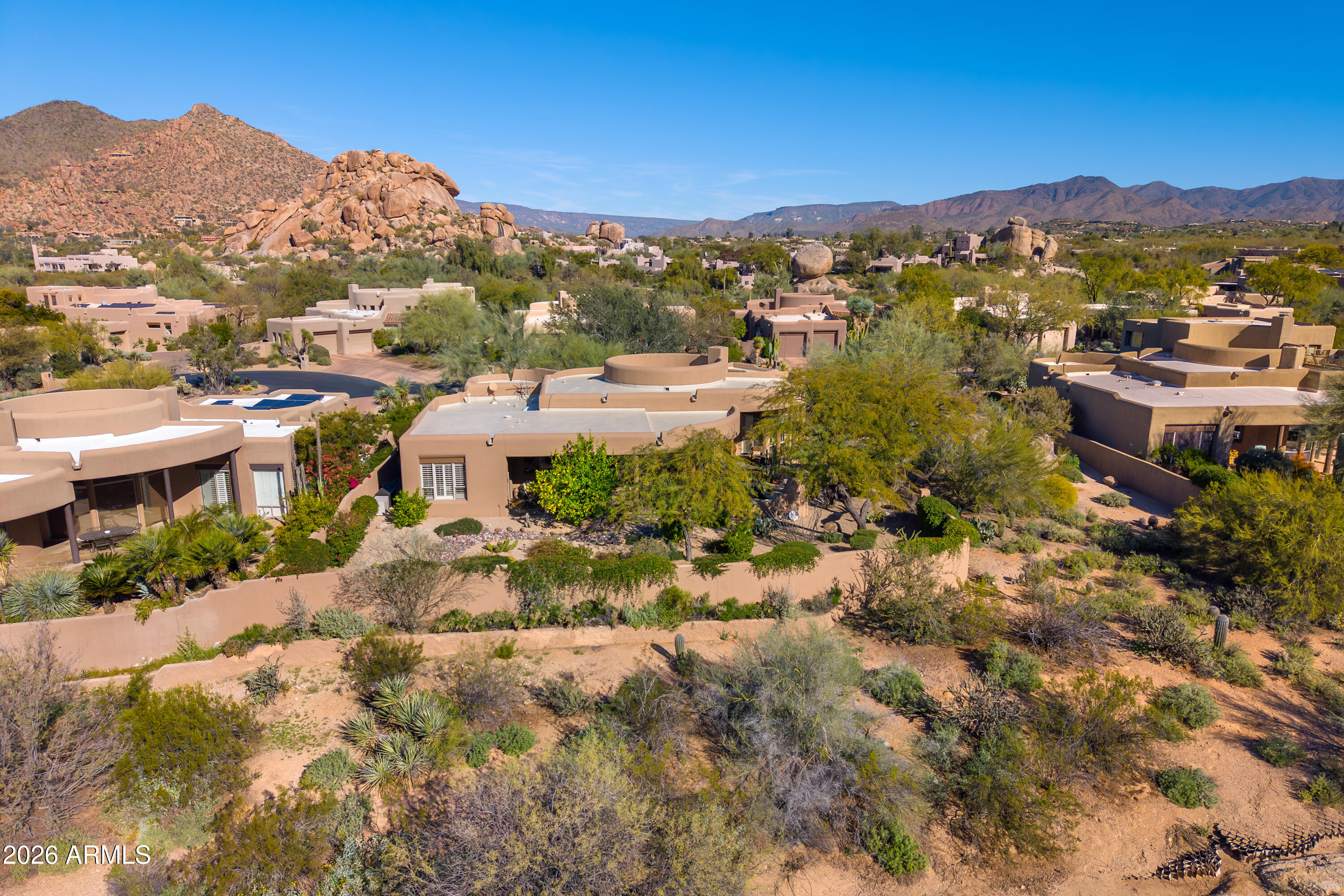 7337 E WHITETHORN Circle