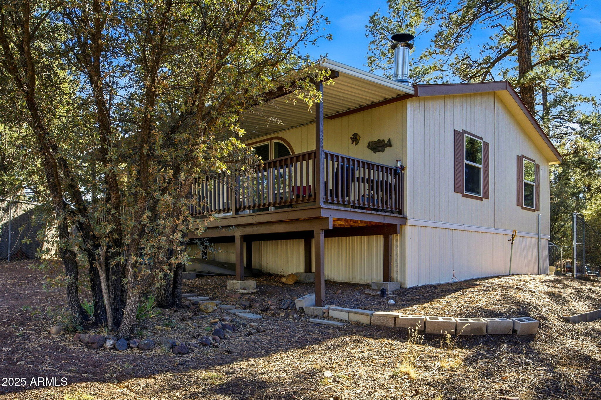 2325 W SYLVESTER Circle