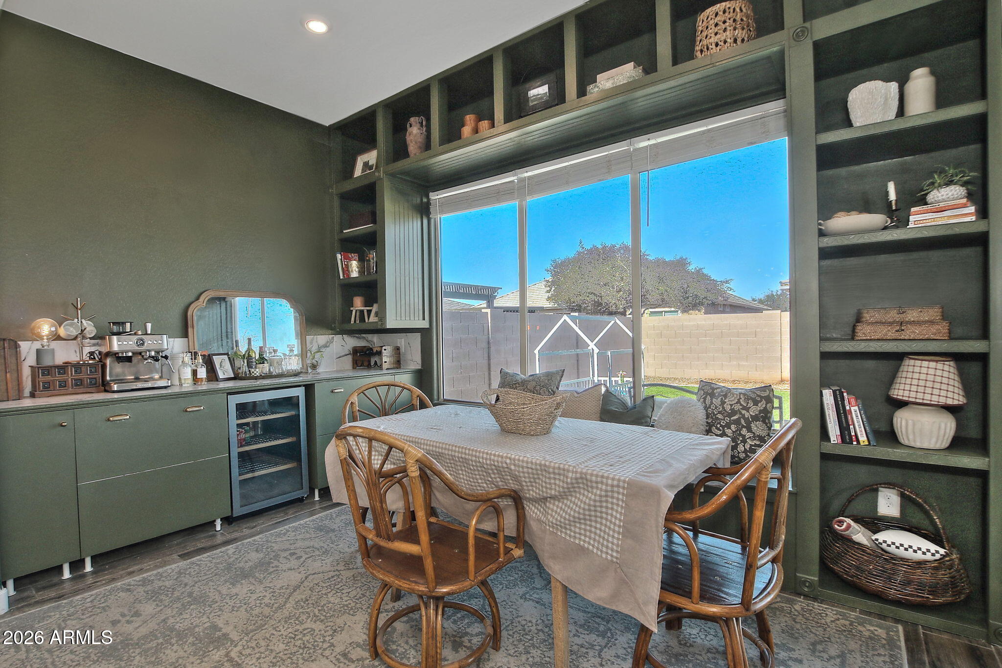 21778 E VIA DE ARBOLES --