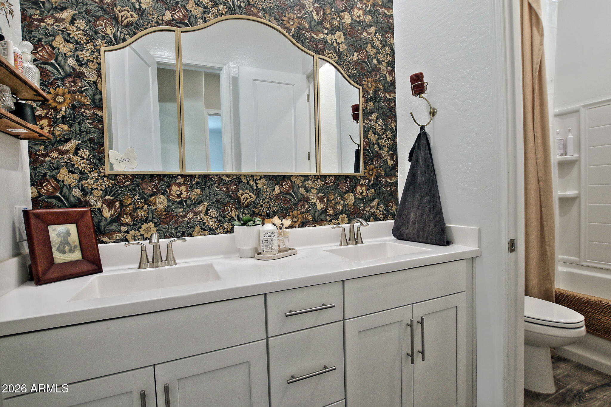 21778 E VIA DE ARBOLES --