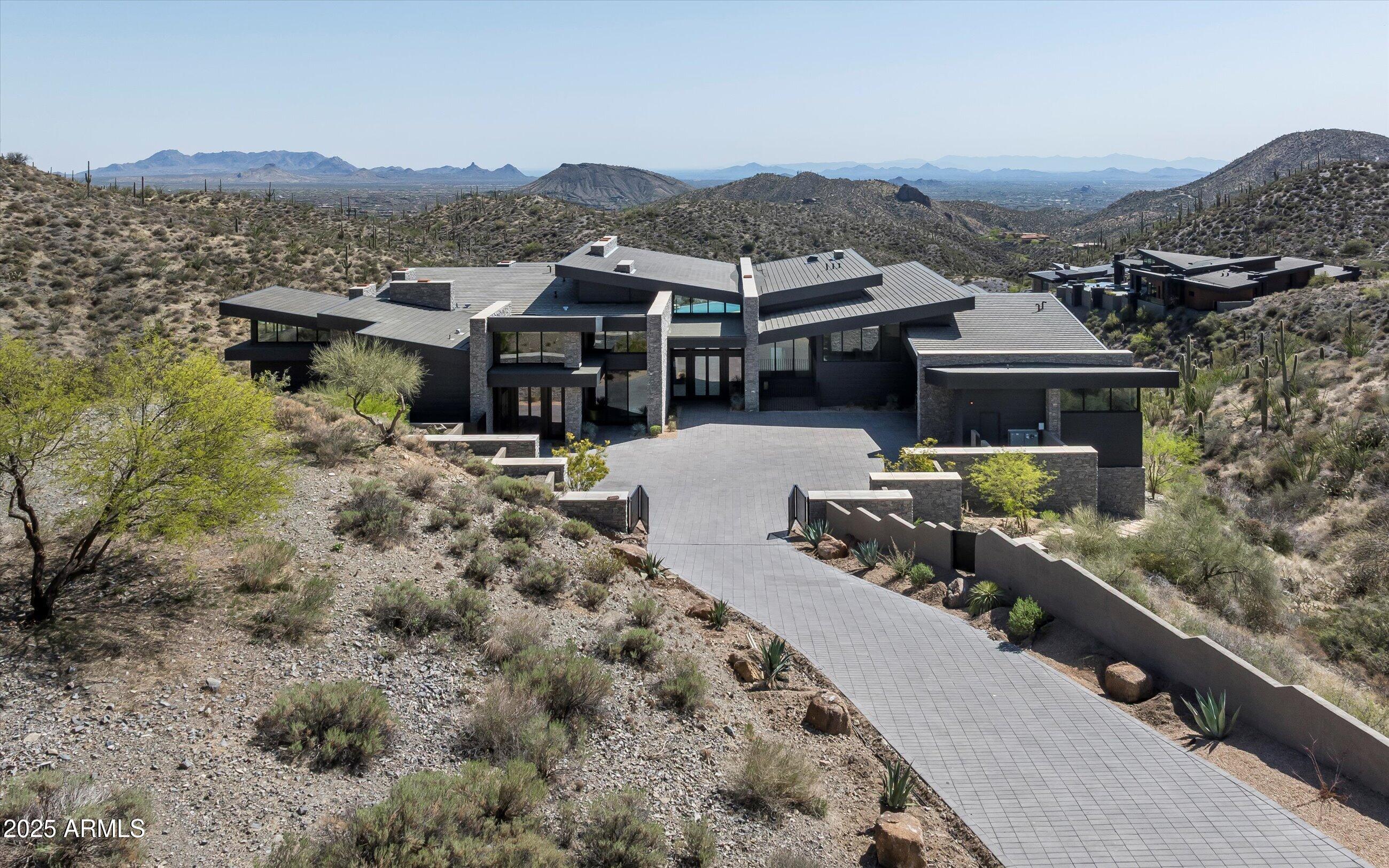 DESERT MOUNTAIN - Residential