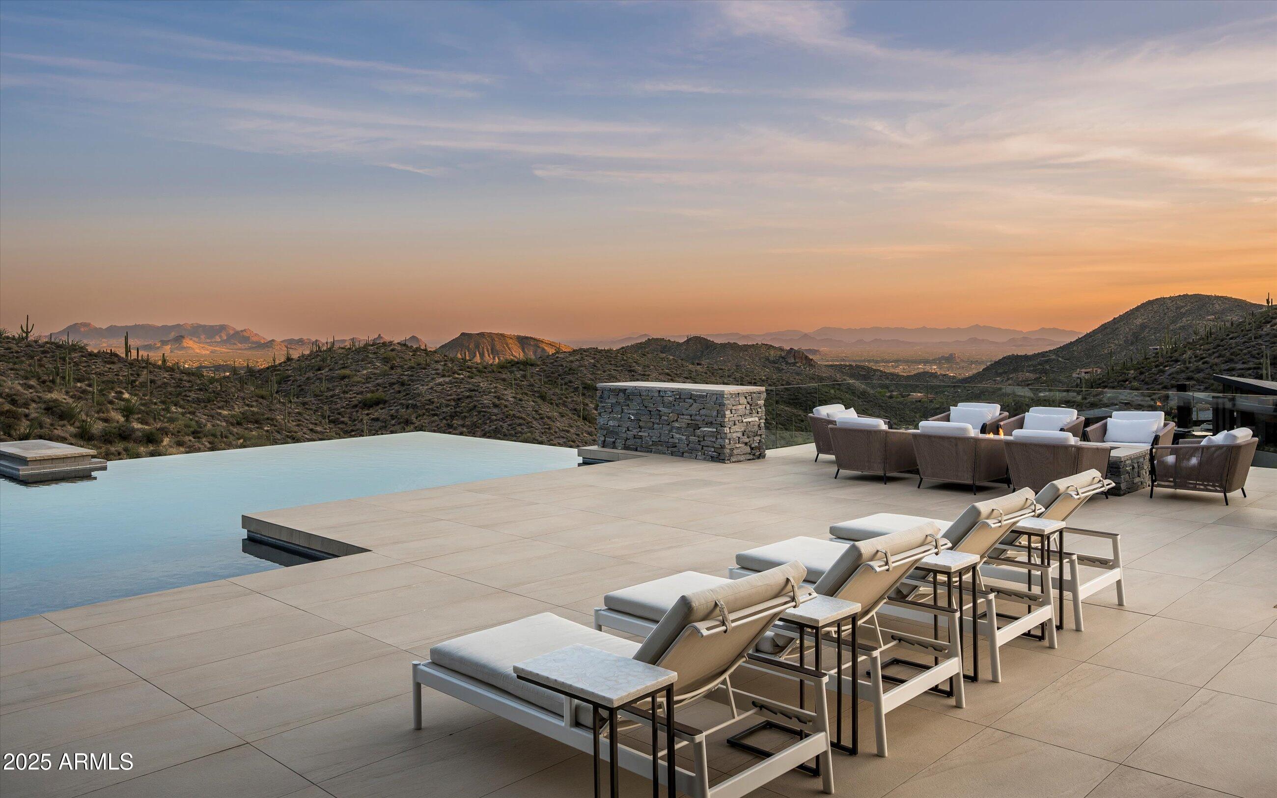 DESERT MOUNTAIN - Residential